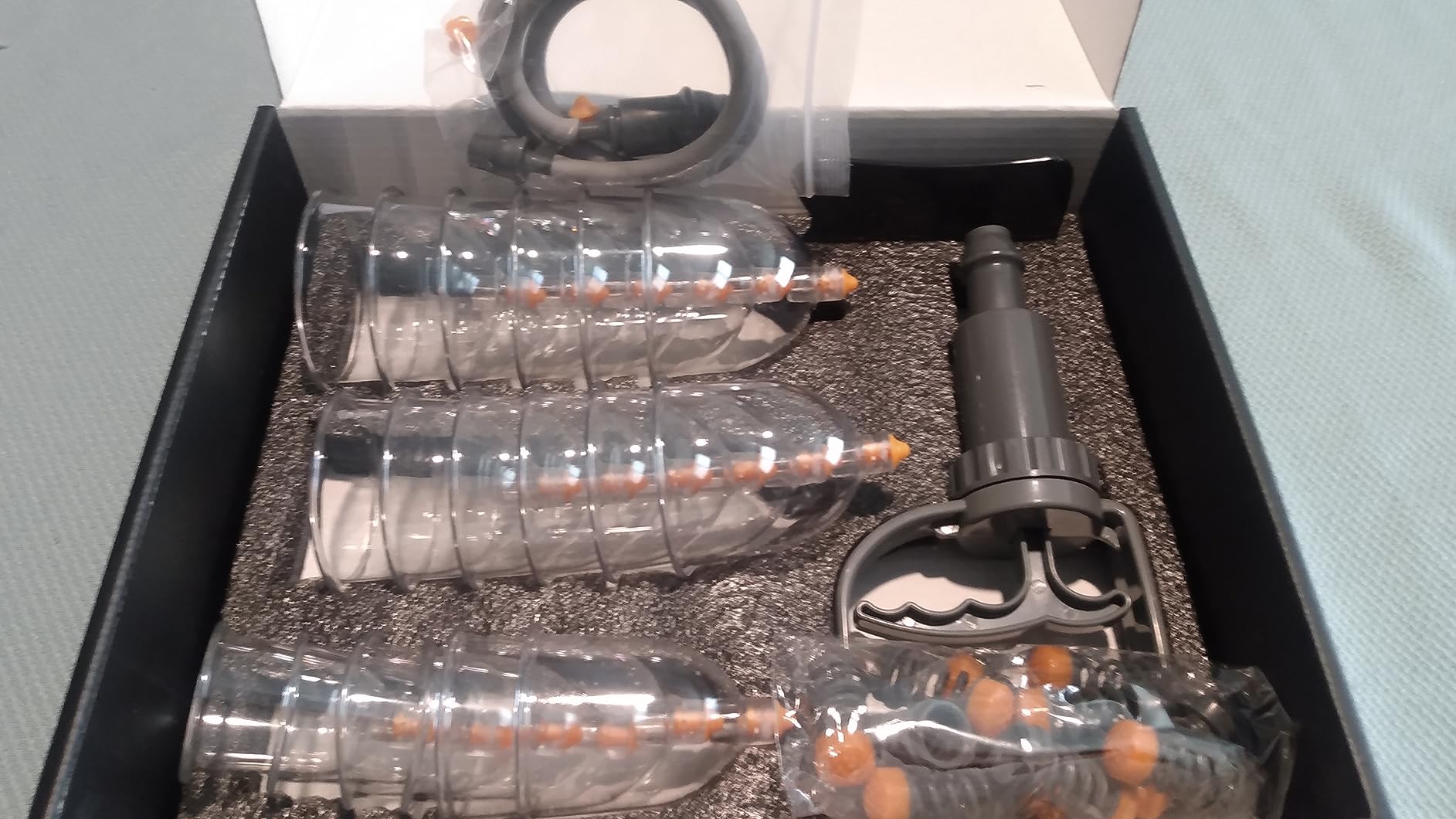 Cupping Therapy Set, 18 Pcs Cupping Set, Professional Cupping Kit for Massage Therapy, Portable Upgrade Cupping with Case, Pump Suction Cups for Cellulite Muscle Pain Relief Physical Therapy. customer photo 2