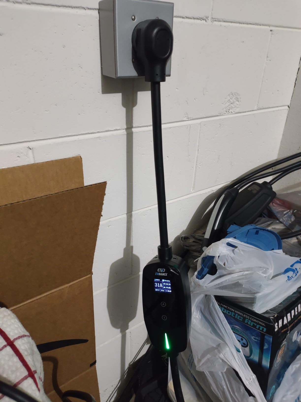 EVDANCE Level 2 EV Charger (32Amp, 240V, NEMA 14-50P), 7.68kW Fast Portable & Home Electric Car Charger with 25ft Cable, Adjustable Current/Delay Chargin for J1772 EVs customer photo 2