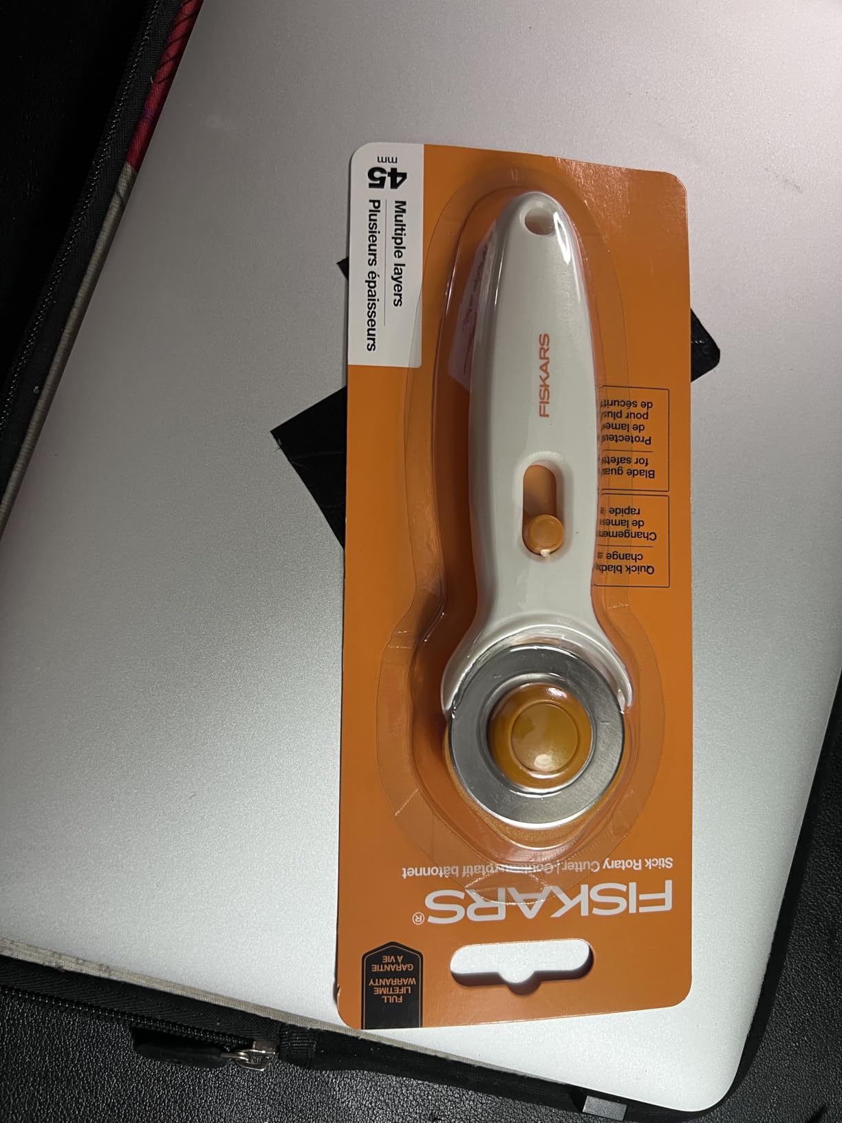 Fiskars 45mm Stick Rotary Cutter for Fabric, Arts and Crafts & Sewing customer photo 1
