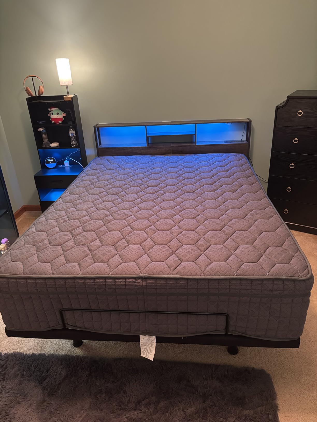 Tami Tami T600 Adjustable Bed Frame Split King Size with Remote & Massage - Syncable Electric Beds Bases, Zero Gravity, Dual Side USB, Nightlight, Quiet Motor, 5 Min Easy Assembly customer photo 2