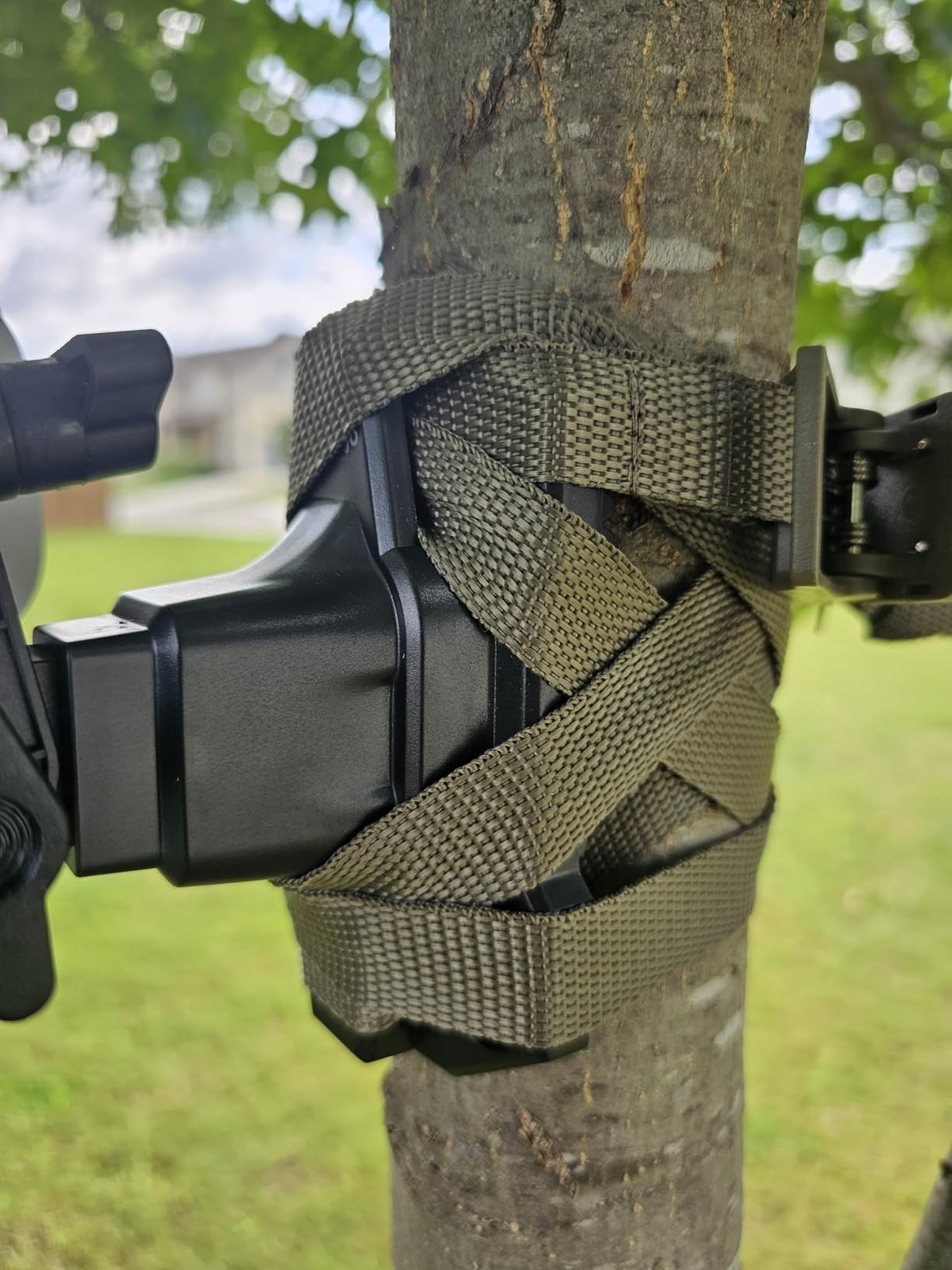 Camojojo Trail Cameras Mounting Bracket with 1/4