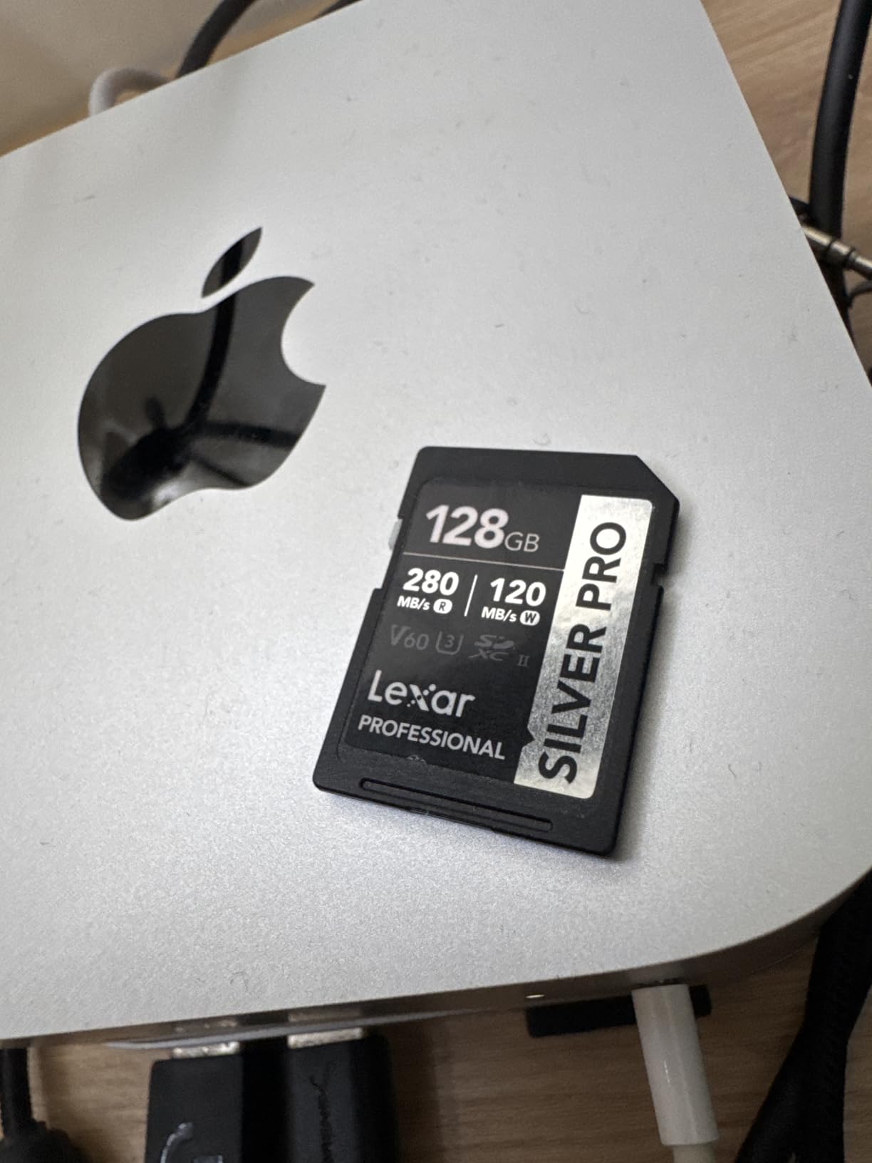 Lexar 256GB Silver PRO SD Memory Card, 280MB/s Read, 4K, V60, U3, UHS-II | Compatible w/ Canon, Sony, Nikon customer photo 1