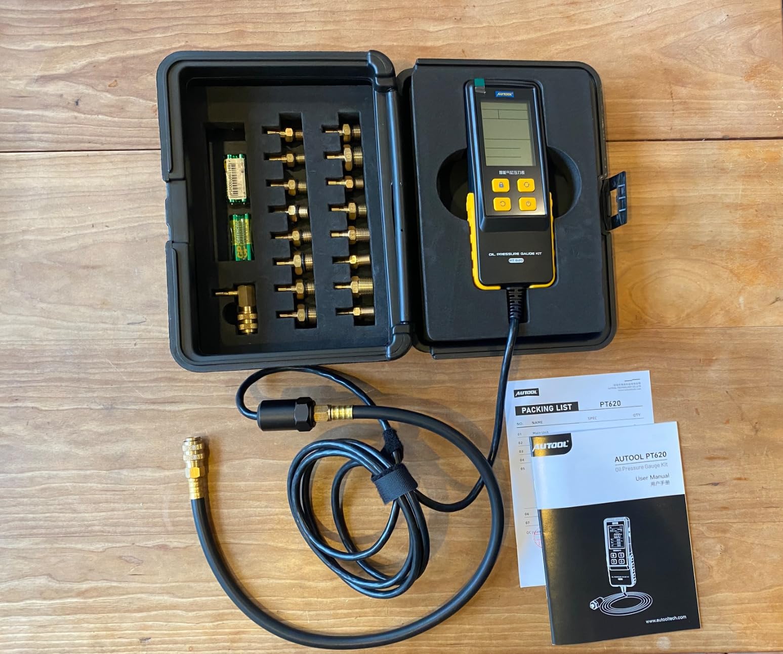 Oil Pressure Tester Tool, 0-426.6 PSI Oil Pressure Gauge kit Automotive, Intelligent Engine Oil Pressure Tester Tool kit, Digital Engine Oil Pressure Tester Gauge Tool Kit customer photo 2