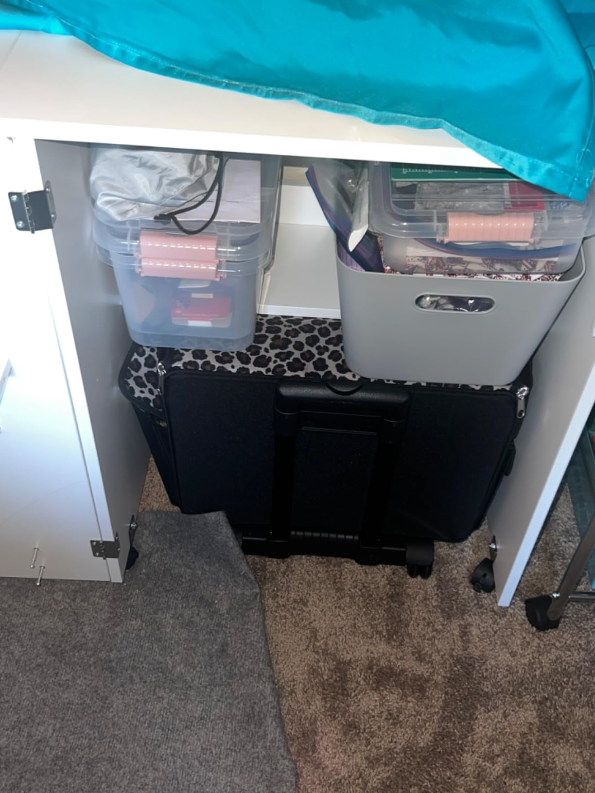Folding Sewing Table, Multipurpose Sewing Machine Table with Compact Design, Wheels, Shelves, Bins, Pegs, Magnetic Locks (White) customer photo 2