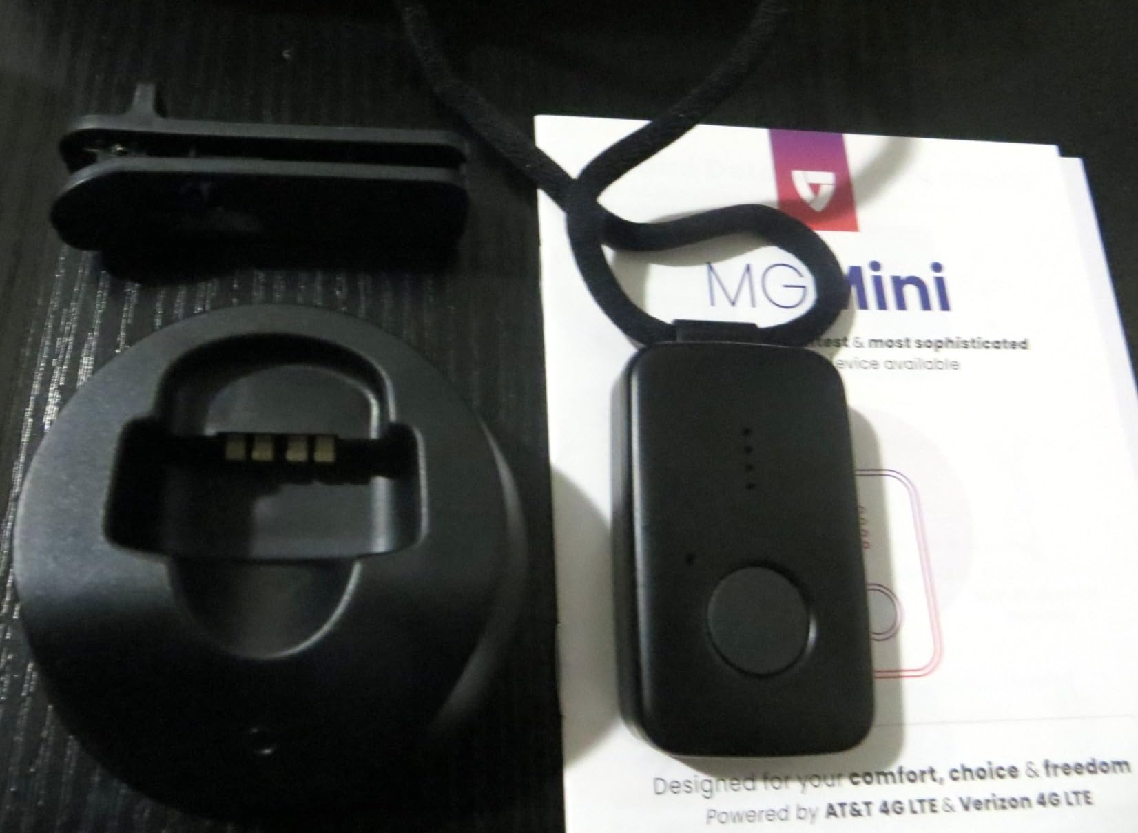 Medical Guardian MGMini Medical Alert Device for Seniors | Subscription Required | SOS Button, Emergency Location Assistance, 24/7 Monitoring | Silver customer photo 2
