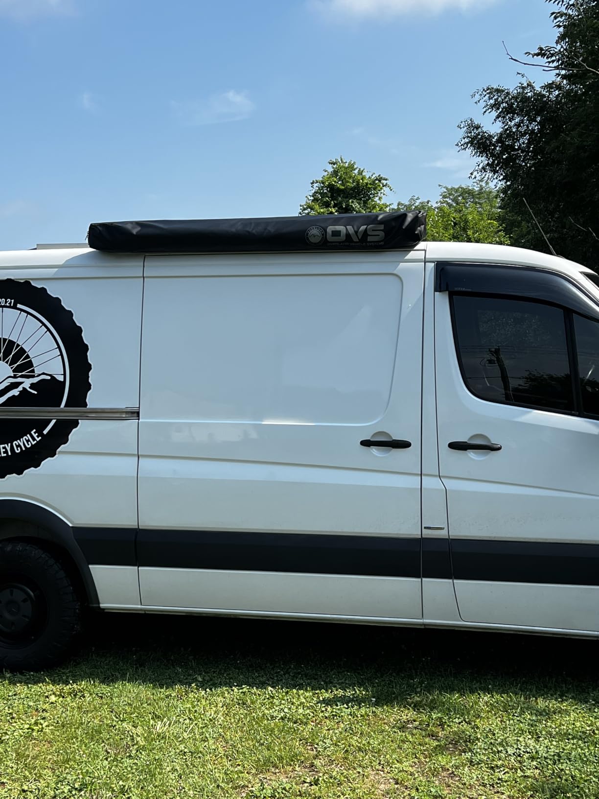 Overland Vehicle Systems 19609917 HD Nomadic 180 LTE Awning Universal | 59 Sq Ft of Coverage | Dark Gray Fabric with Black Travel Cover Included | Twist and Lock Technology | Heat-Sealed Seams customer photo 2