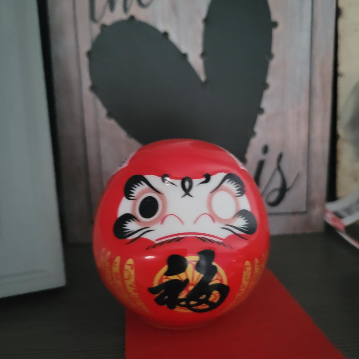 HOMSFOU Japanese Daruma Doll 6cm Ceramics Mini Daruma Zen Statue Ochoko Daruma Collectible Figurine Good Luck Ornament for Home Table Car Interior Decoration Red customer photo 1