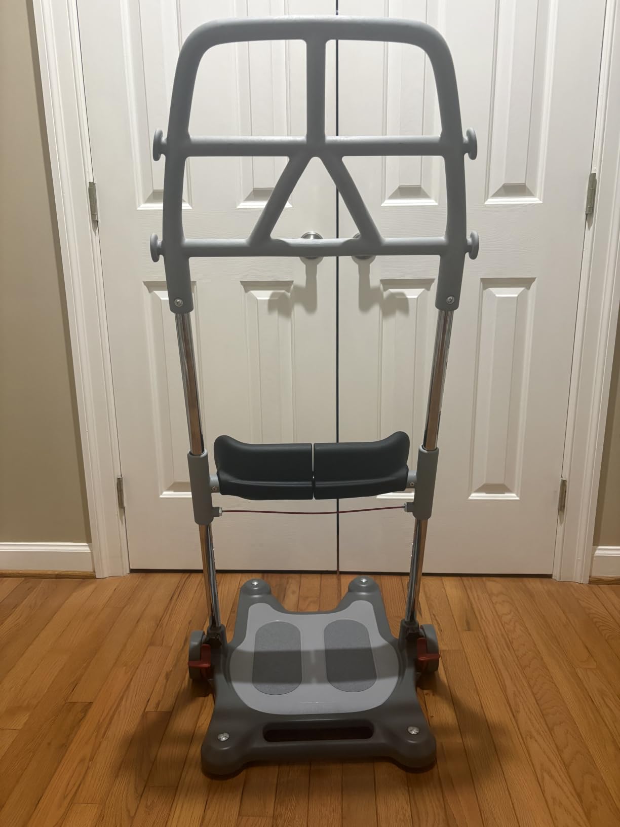 Molift Raiser Pro Sit to Stand Lift for Elderly, Portable Stand Assist customer photo 1