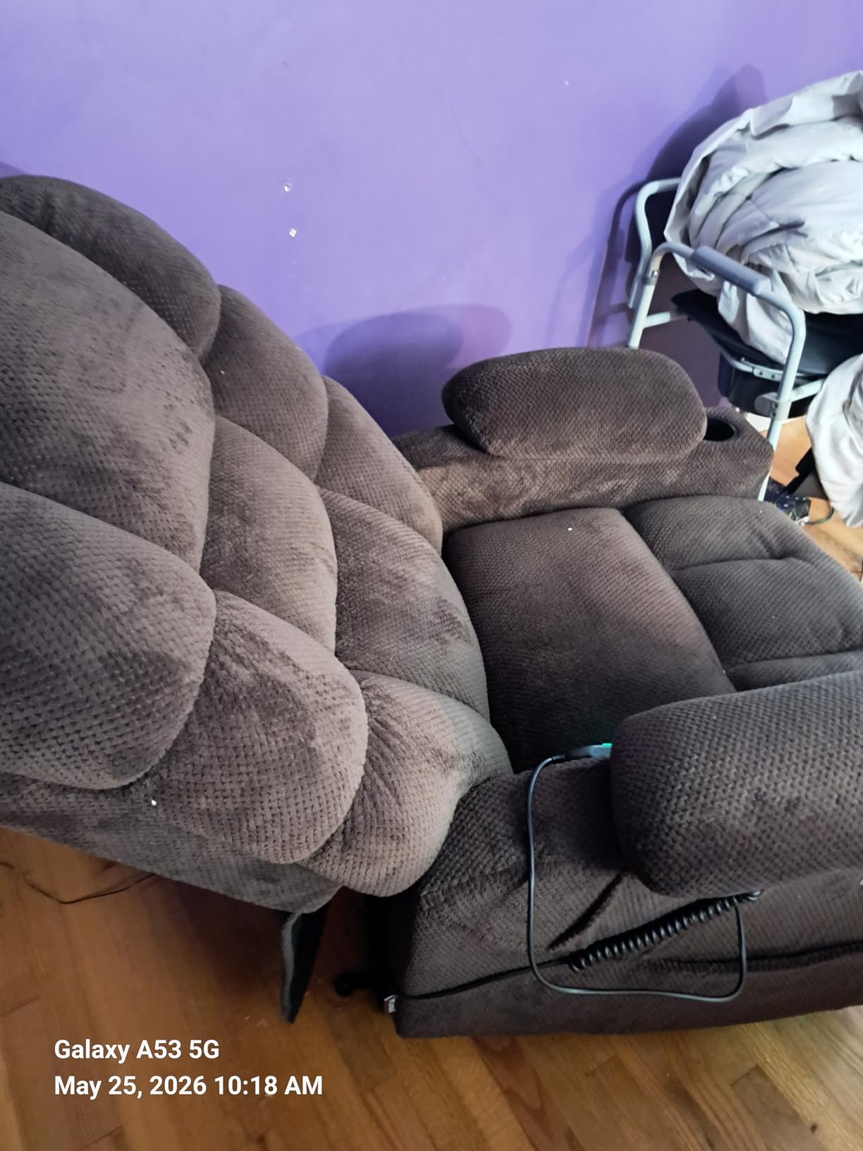 MCombo 3 Motor Power Lift Recliner, Heat and Massage customer photo 2