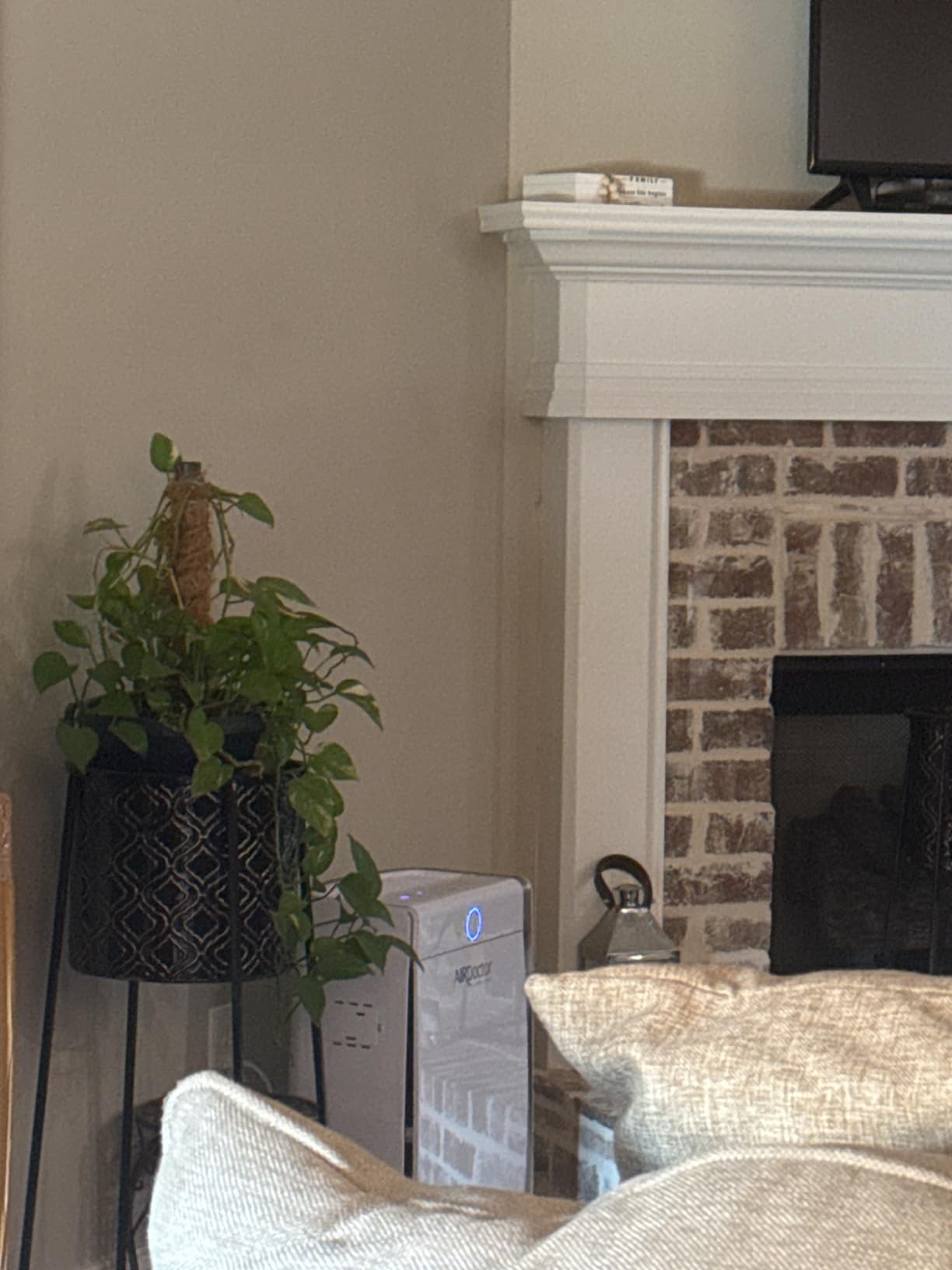 AIRDOCTOR AD3500 Smart App Air Purifier. Cleans Bedrooms, Large Rooms Up to 2,520 ft2. Removes Smoke, Dust, Pet Hair, Odors, Pollen. Hospital-Grade UltraHEPA, Premium Carbon Filtration customer photo 1