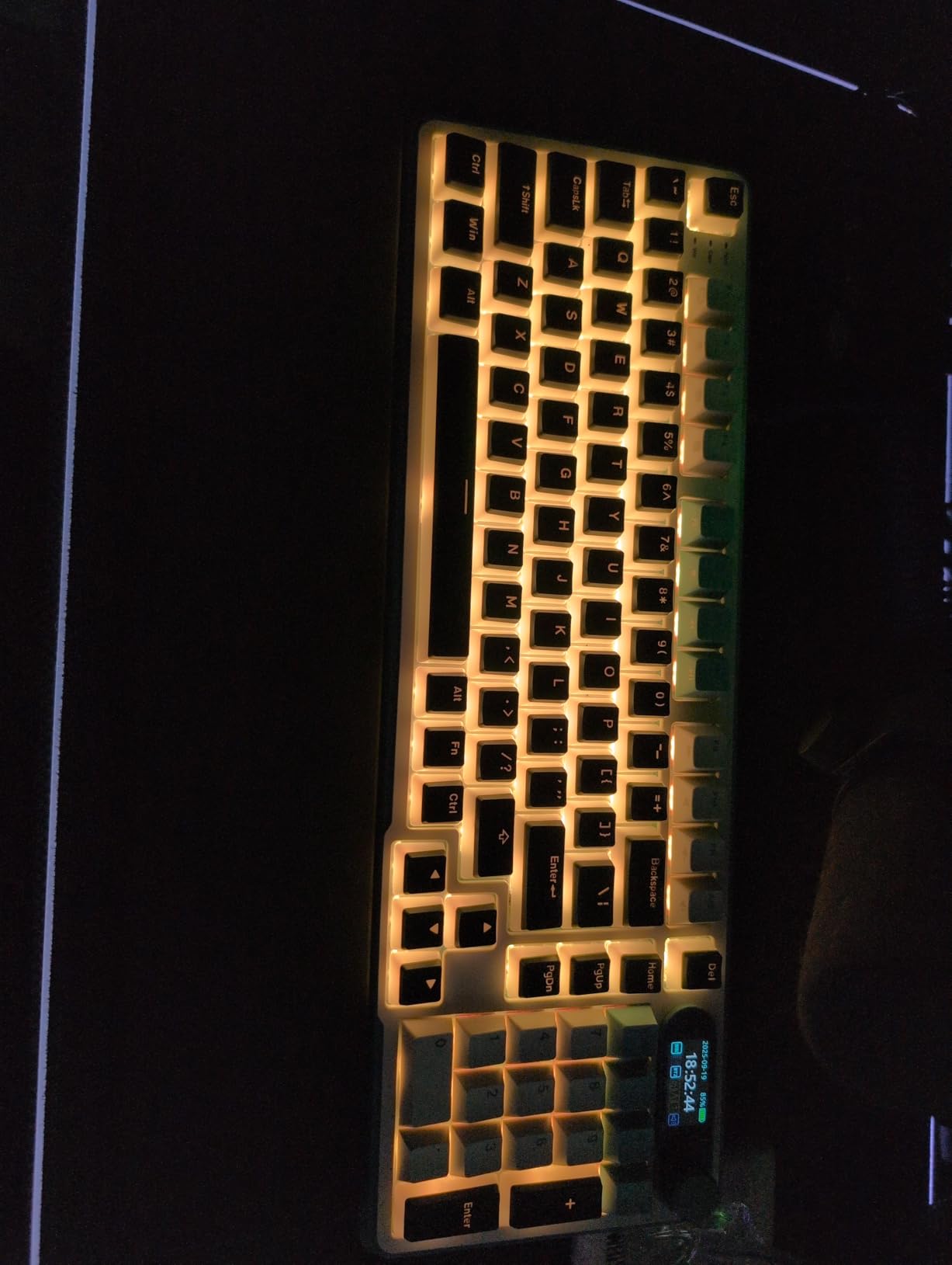 RK ROYAL KLUDGE S98 Wireless Mechanical Keyboard w/Smart Display & Knob | 96% Top Mount RGB Gaming Keyboard BT/2.4G/USB-C, 5-Layer Noise Dampening, Creamy Sound Pre-lubed Switch, Hot Swap, 98 Keys customer photo 2