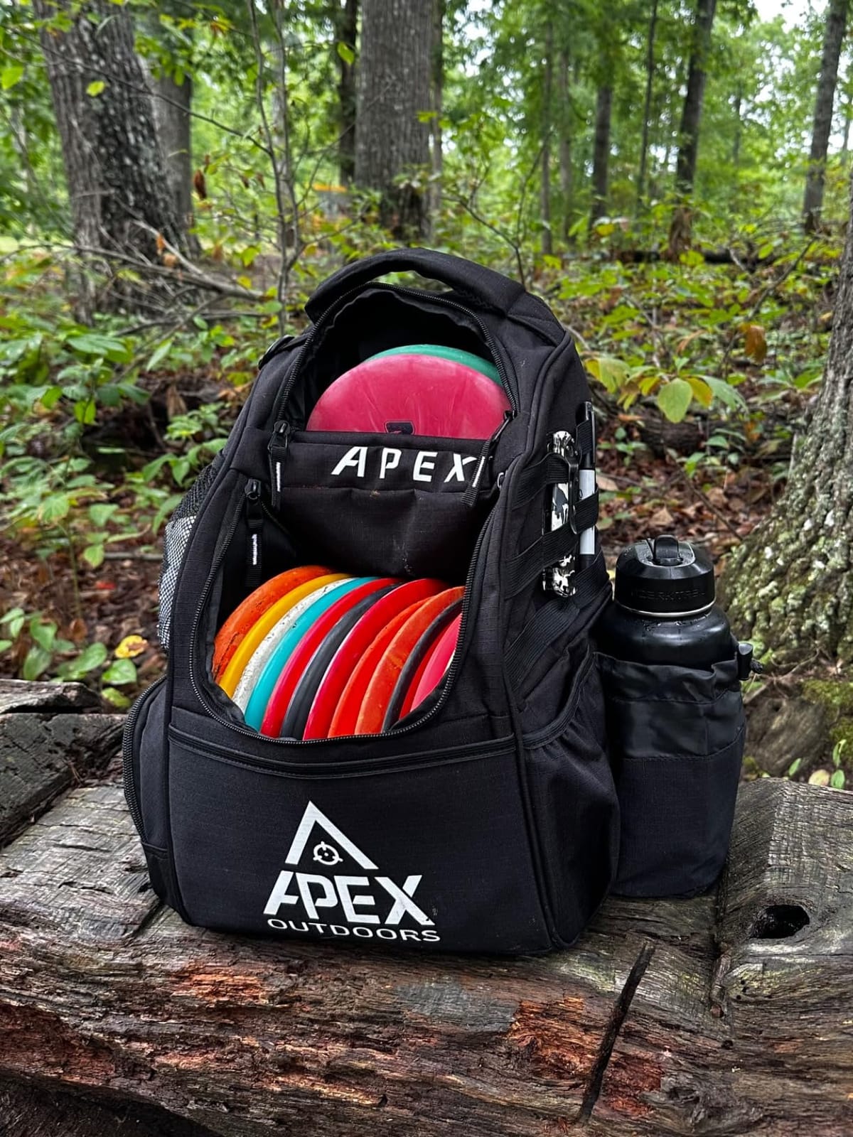 Disc Golf Bag, Large Disc Golf Backpack Holds Over 21 Discs, Durable & Lightweight with Multiple Storage Pockets customer photo 1