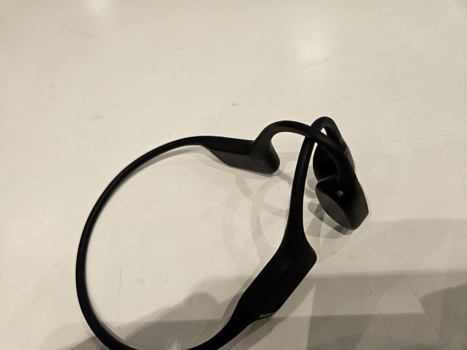 SUUNTO Sonic Open-Ear Bluetooth Bone Conduction Sports Headphone, Black customer photo 1