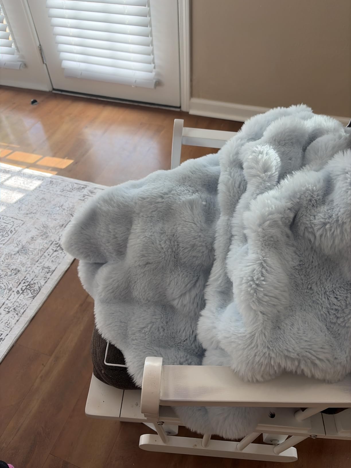 Smoofy Faux Rabbit Fur Throw for Couch - Blush Pink Bubble Blanket 50
