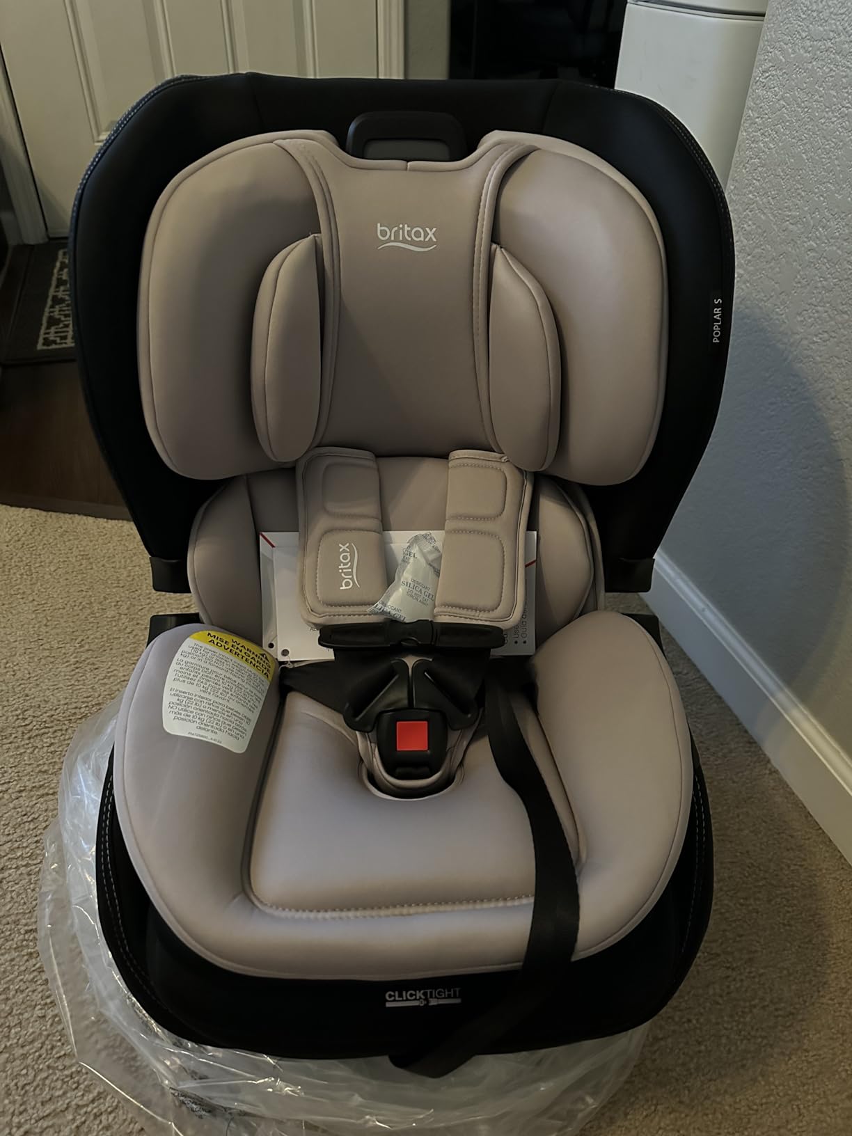 Poplar S Convertible Car Seat, 2-in-1 Car Seat with Slim 17-Inch Design, ClickTight Technology, Ruby Onyx customer photo 2