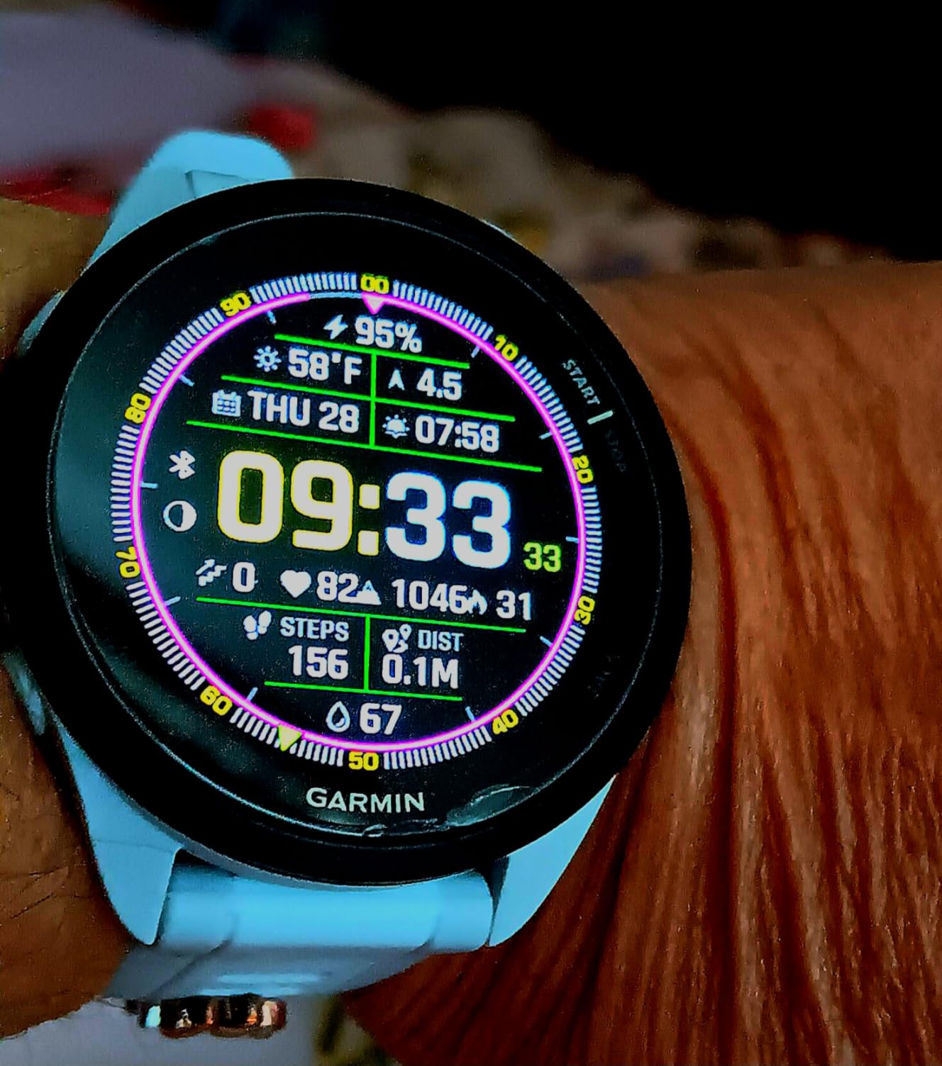 Garmin Forerunner 165, Running Smartwatch, 43mm, Whitestone customer photo 2