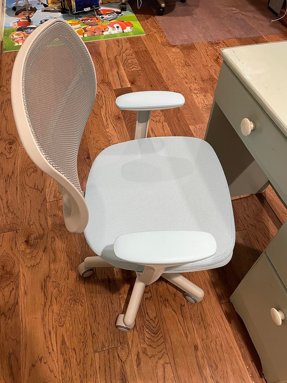 HONEY JOY Kids Desk Chair, Height Adjustable Children Study Chair, Swivel Mesh Task Student Chair, Universal Casters, Child Computer Desk Chair for Boys Girls Age 3-10 (Gray) customer photo 2