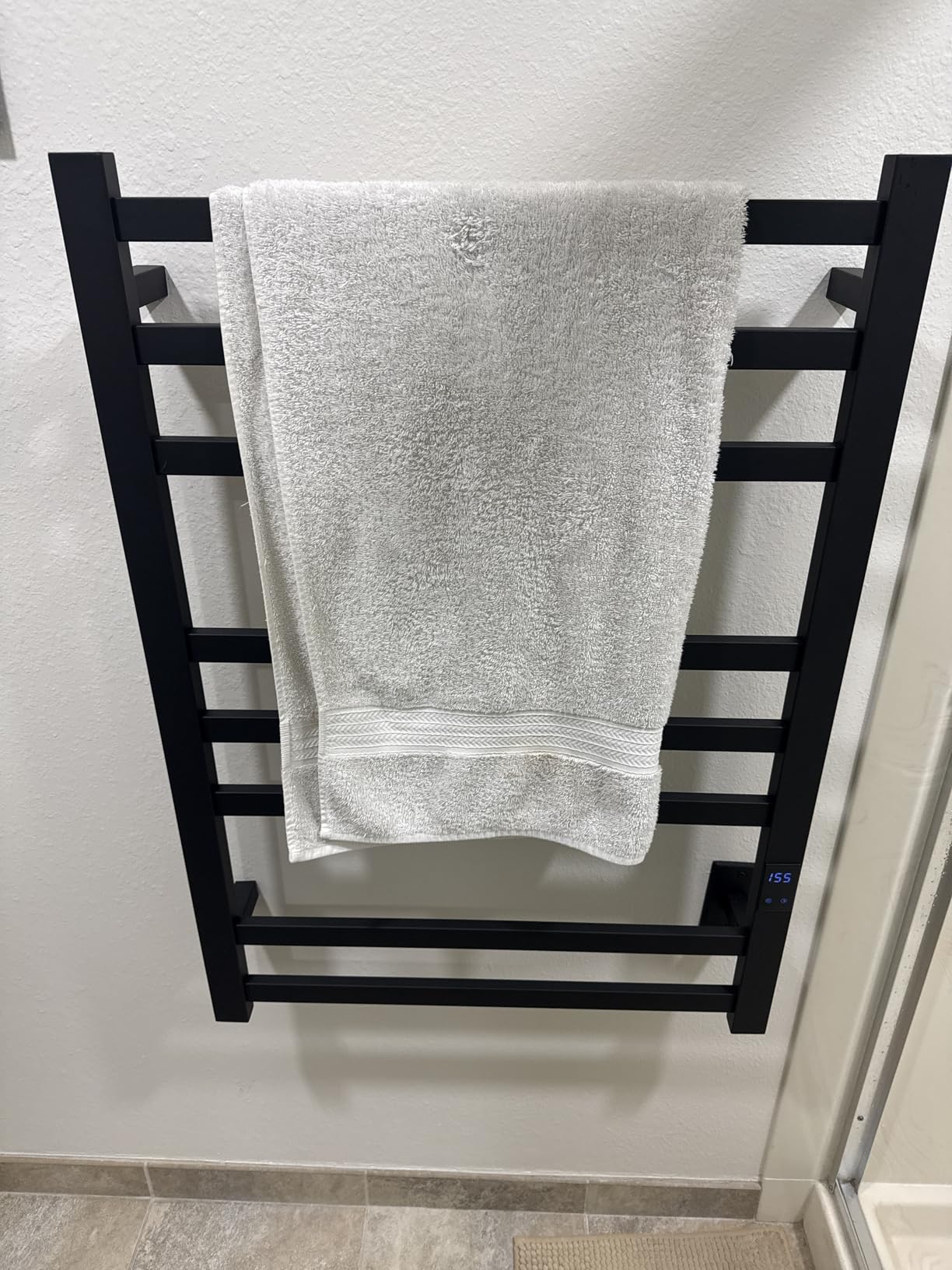 Heated Towel Rack, Matte Black customer photo 1