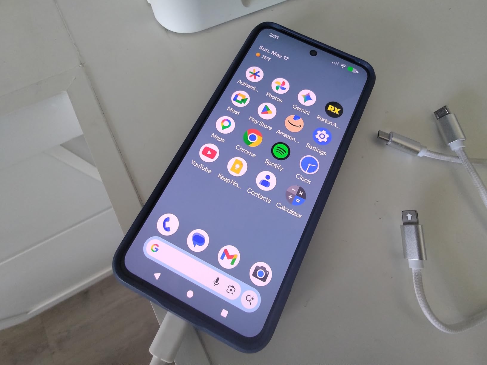 Google Pixel 8 5G,US Version, 128 GB Rose - Unlocked (Renewed) customer photo 1