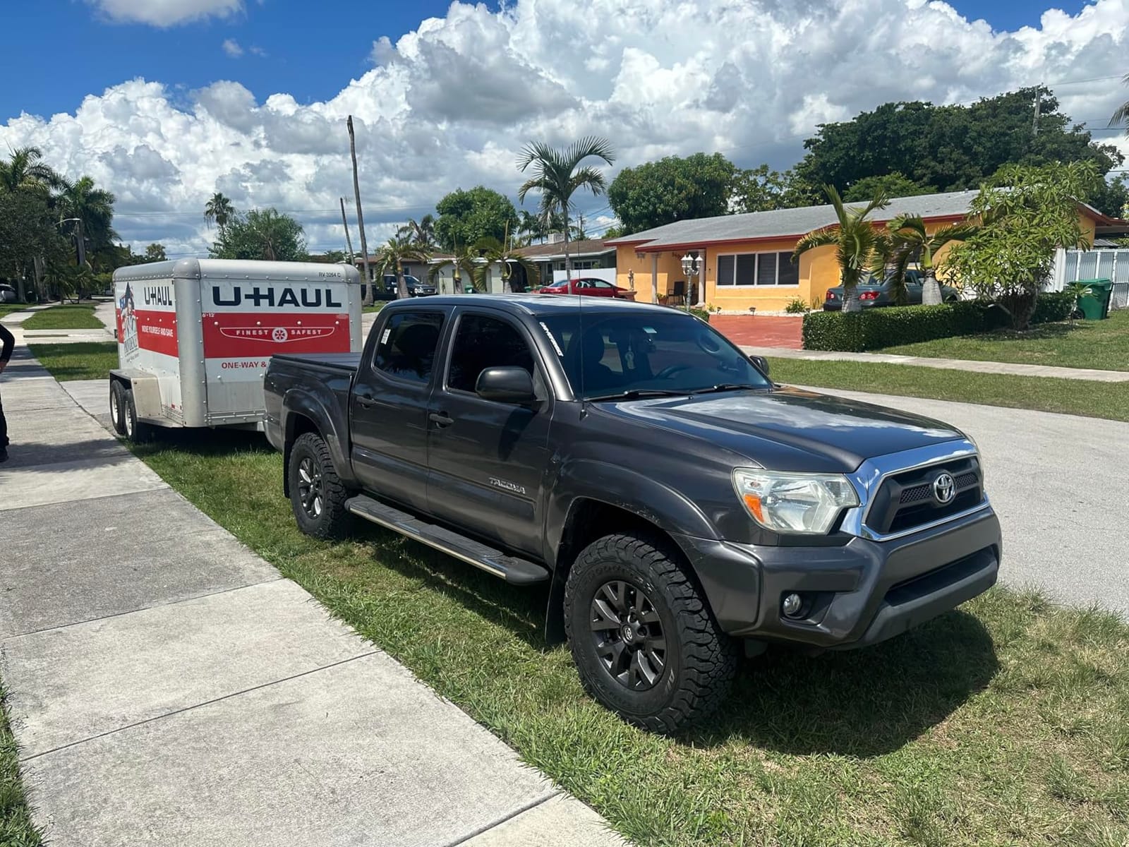 BFGoodrich All-Terrain T/A KO3 Car Tire for Light Trucks, SUVs, and Crossovers, LT265/75R16/E 123/120S customer photo 2
