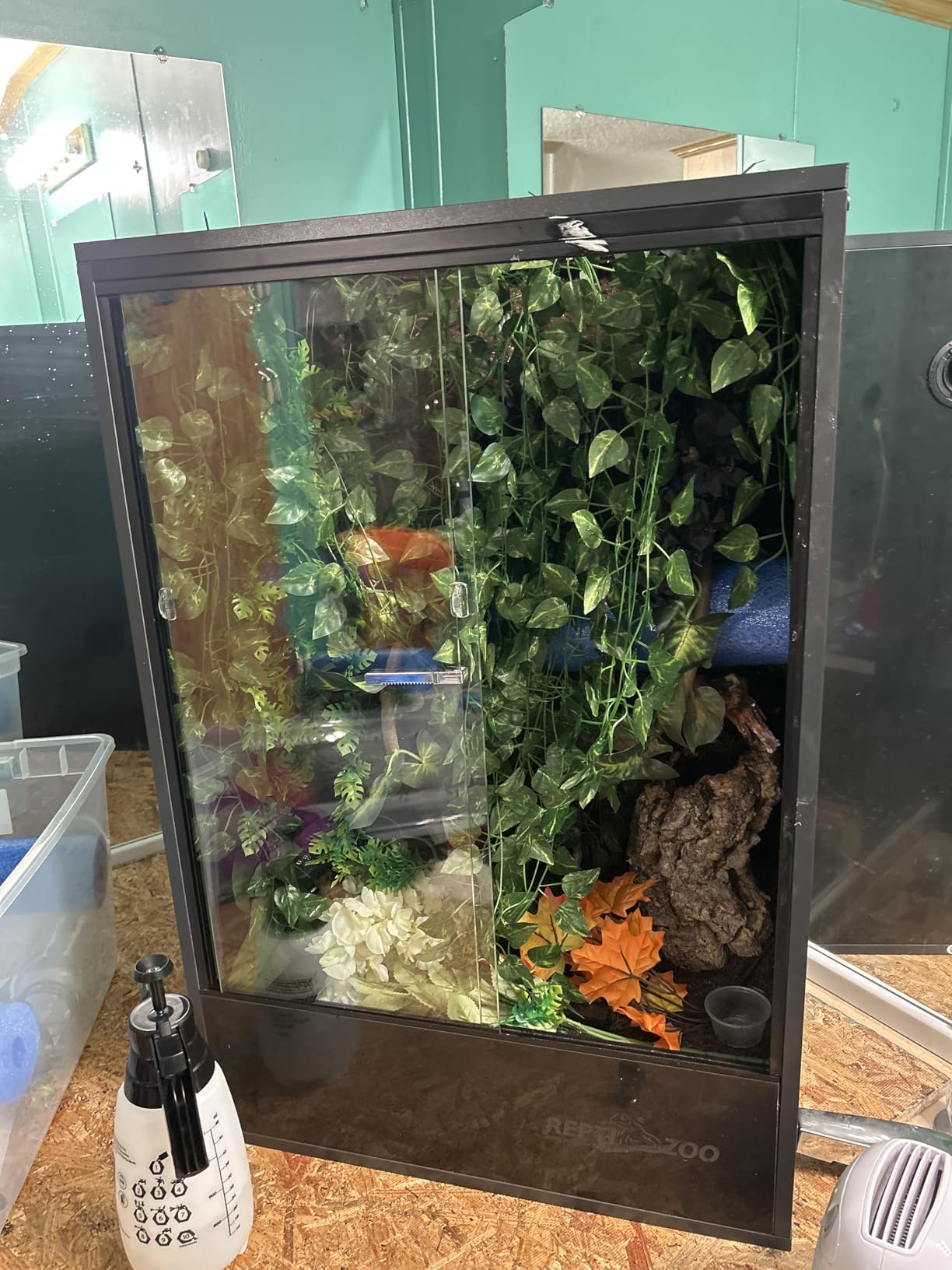 REPTI ZOO 67 Gallon PVC Tall Reptile Tank, 24 x18x36 inch Large Reptile Terrarium for Gecko Lizard Chameleon Frog Snake, Enclosure Habitat with Sliding Door & Top Screen Ventilation customer photo 1