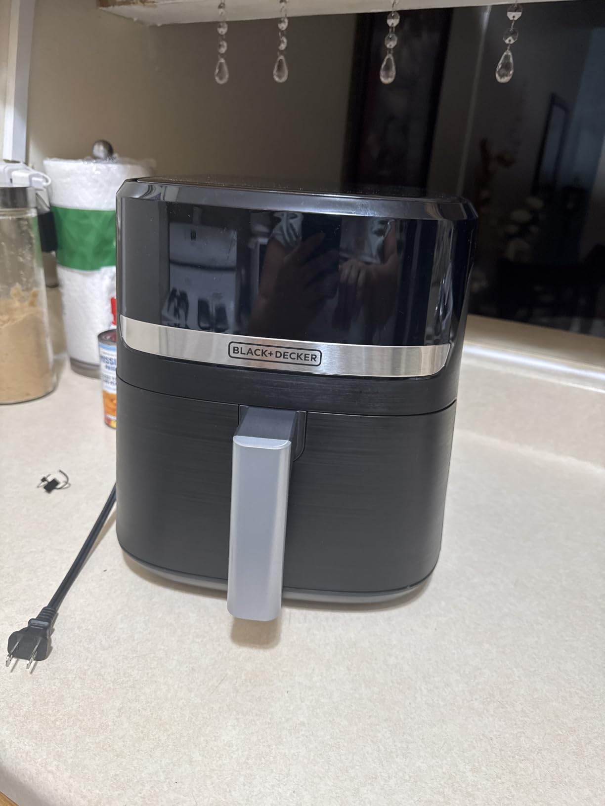 BLACK+DECKER Purifry 6QT Digital Air Fryer | 6QT air fryer with 9 presets, touchscreen controls, shake reminder and dishwasher-safe basket. customer photo 2