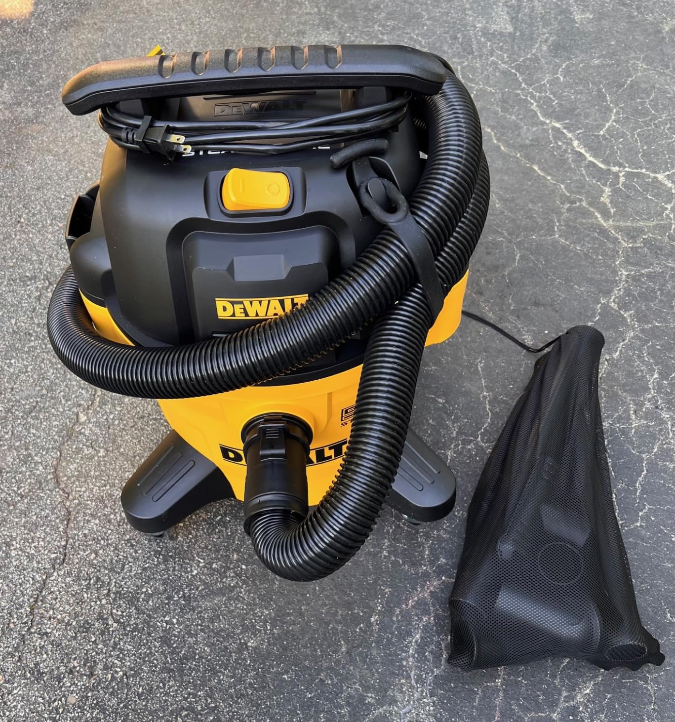 DEWALT STEALTHSONIC Wet Dry Shop Vac 6 Gallon, Shop Vacuum Wet and Dry 5 HP, Ultra Quiet Shopvac with Powerful Suction customer photo 1