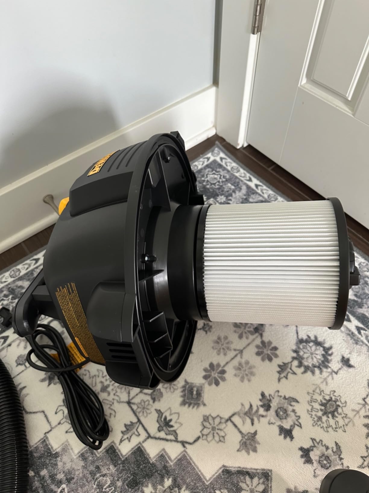 DEWALT STEALTHSONIC Wet Dry Shop Vac 6 Gallon, Shop Vacuum Wet and Dry 5 HP, Ultra Quiet Shopvac with Powerful Suction customer photo 2