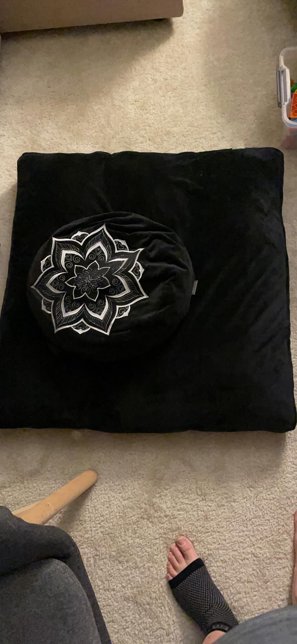 Meditation Cushion Set Zafu & Zabuton - Buckwheat Hull & Memory Foam, Adjustable Floor Pillow for Yoga, Meditation & Sitting, Removable Velvet Cover (Purple) customer photo 1