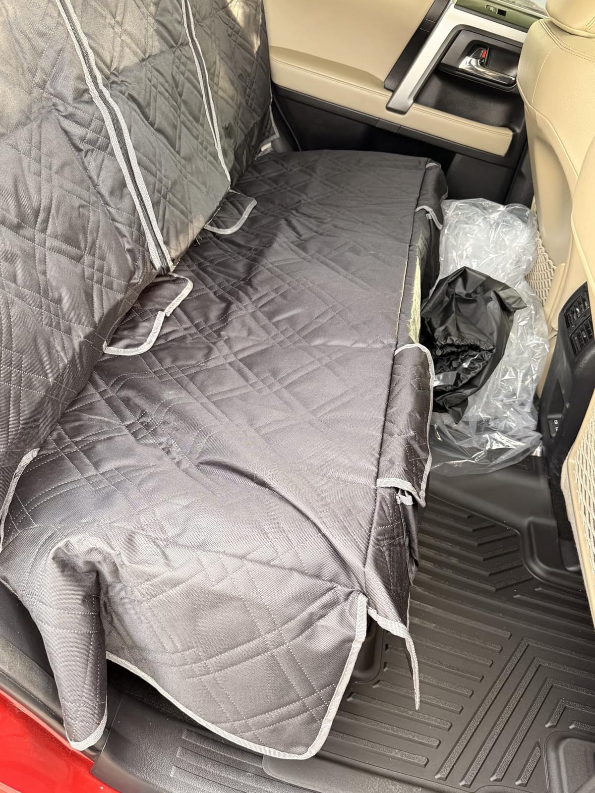 Dog Car Seat Cover for Toyota Highlander 2013-2024 2025 | Waterproof Pet Bench Seat Cover for Back Seat, 600D Heavy Duty Scratch Proof Nonslip Truck Seat Covers for Dogs customer photo 1
