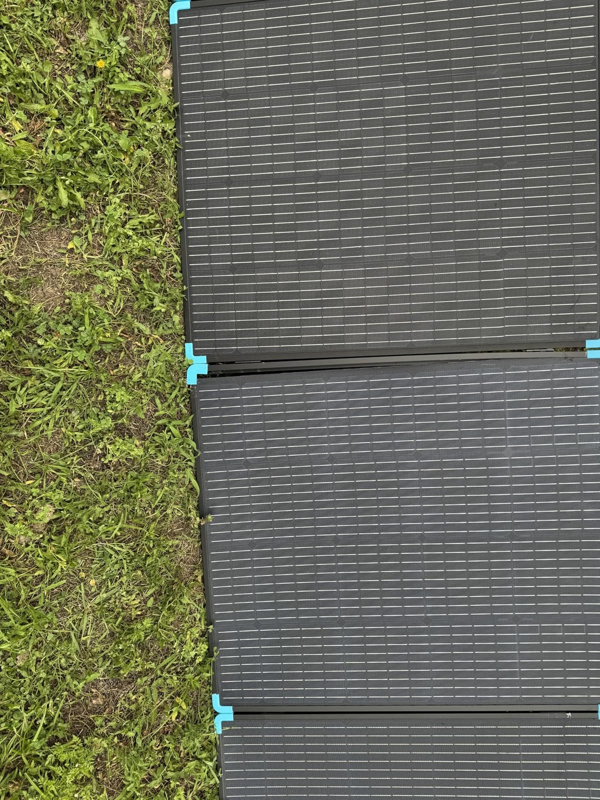 Renogy 400W Portable Solar Panel, Premium Materials for Decades of Use customer photo 1
