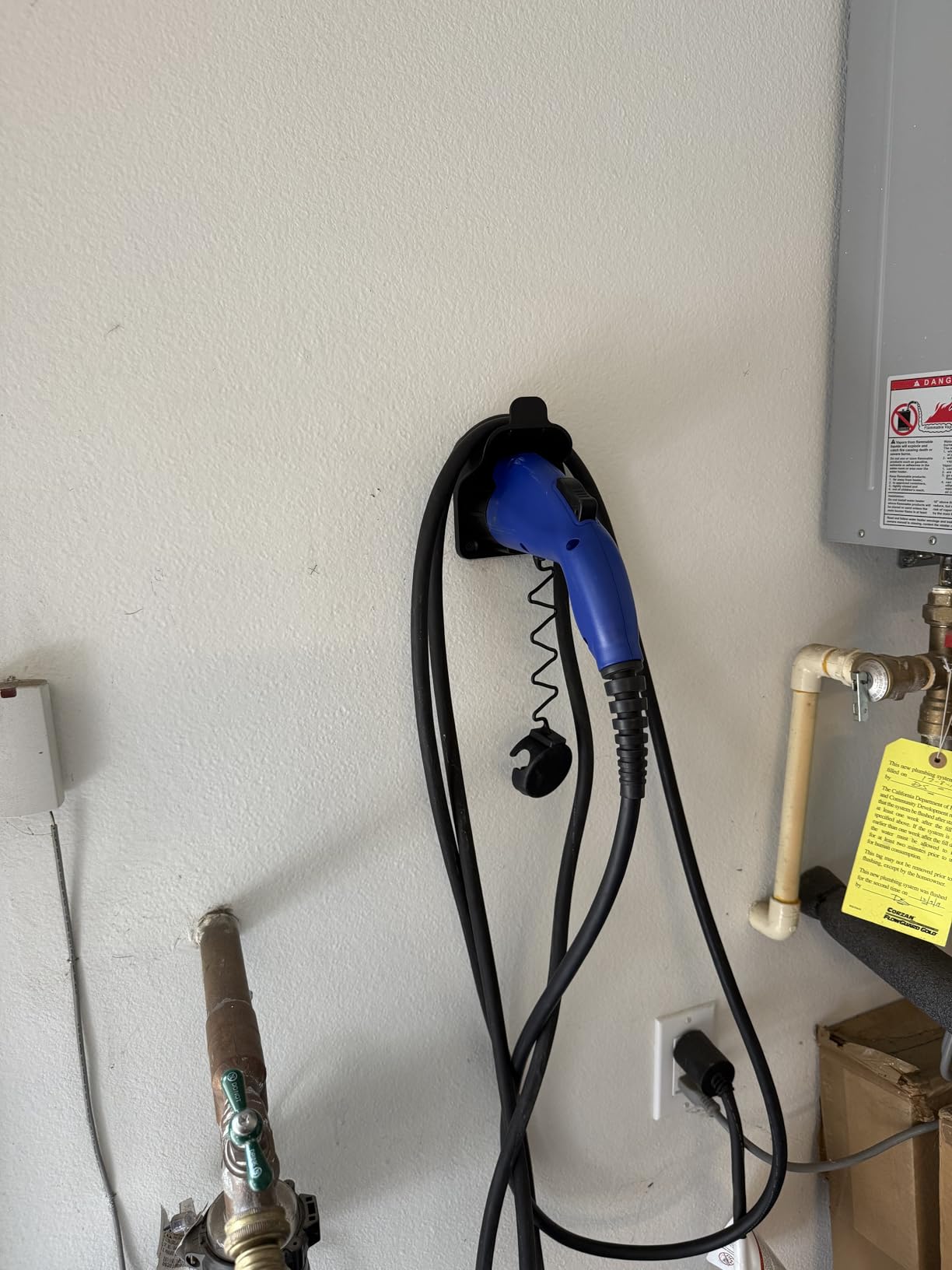 MECMO EV Charger Holder SAE J1772 Wall Mount Charging Cable Hanger Organizer, Nozzle Holster Dock Electric Vehicle EVSE PHEV Car Plug Space Saving Garage Wall Connector Cord Hook customer photo 2