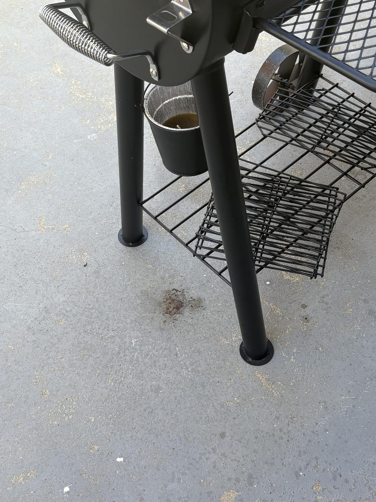 Sophia & William Vertical Offset Charcoal Smoker 961 SQ.IN. Cooking Area customer photo 1