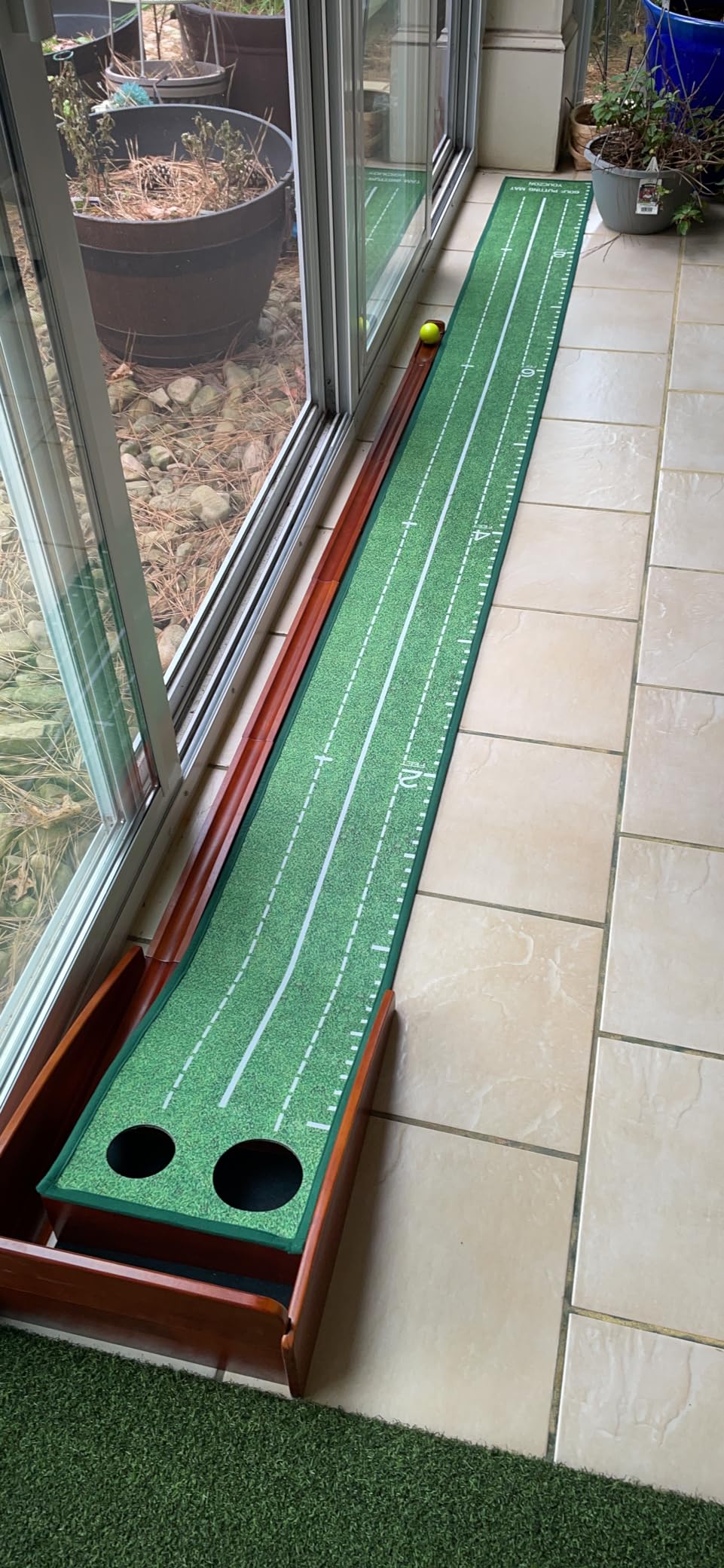 YOUCZON Putting Green Indoor,Golf Putting Mat with Auto Ball Return,Premium Crystal Velvet Surface, Practice Putting mat, Perfect Training Aid & Gift for Golf Lovers Christmas customer photo 2