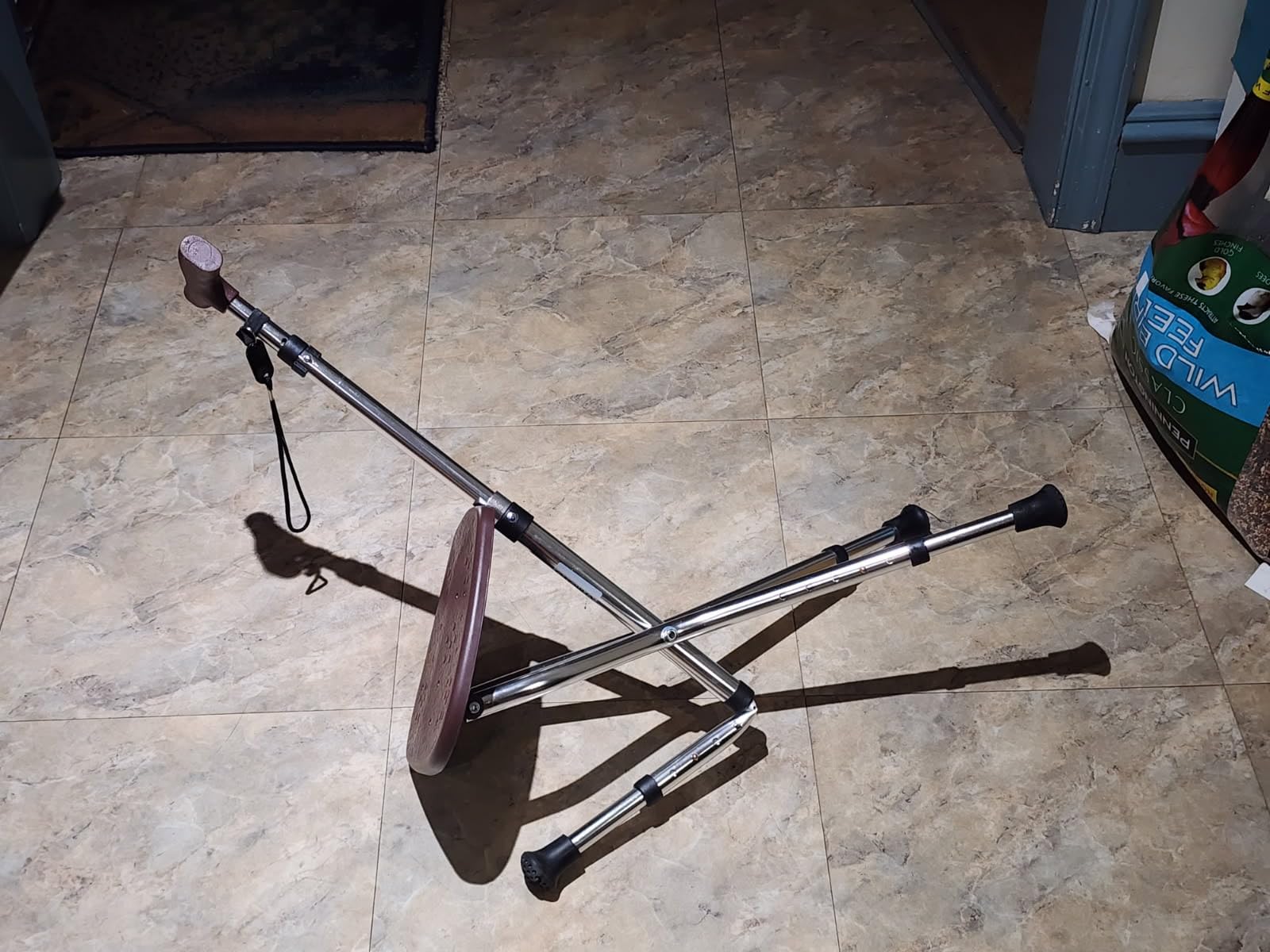 Lightweight Folding Height Adjustable Seat Cane for Seniors customer photo 1