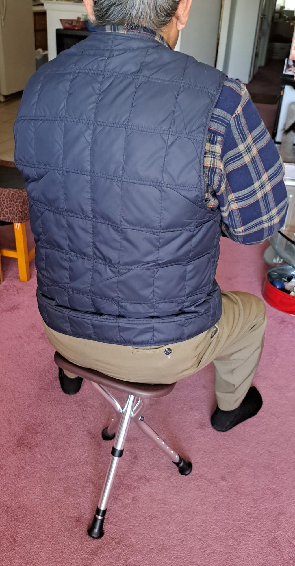 Lightweight Folding Height Adjustable Seat Cane for Seniors customer photo 2