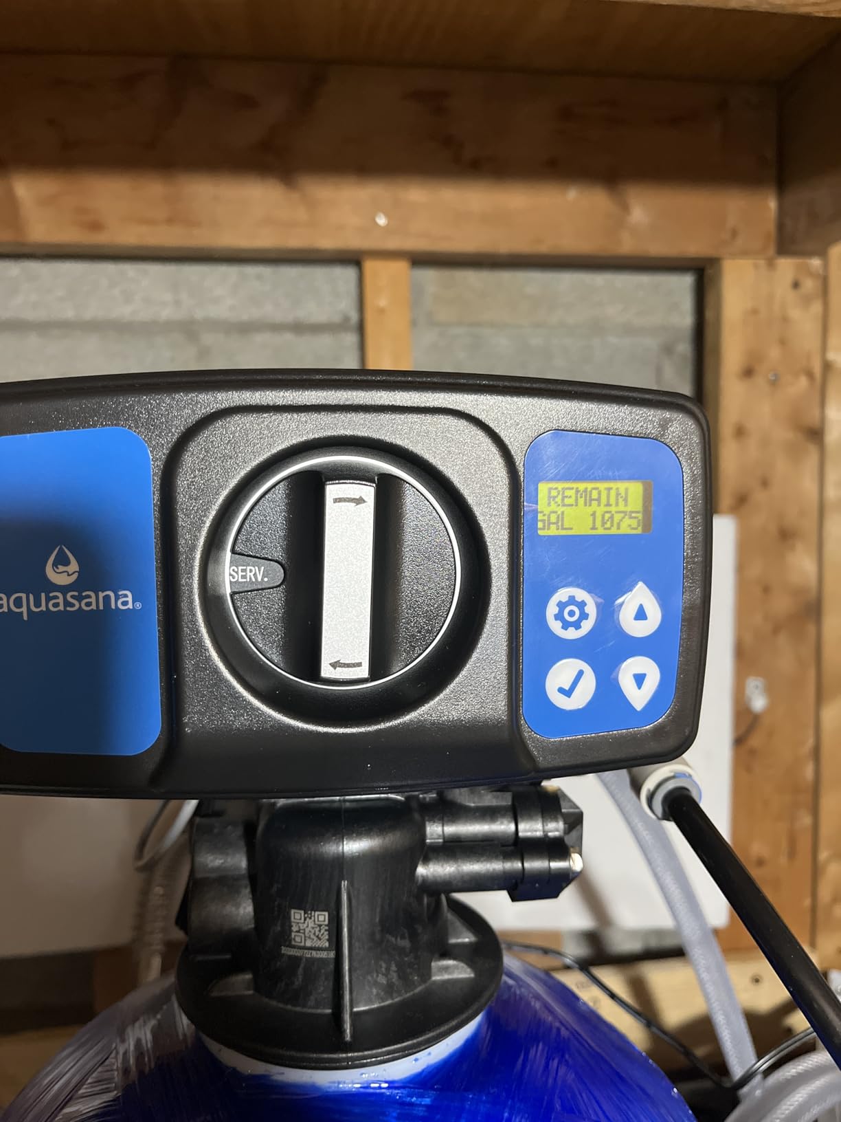 Aquasana SimplySoft Whole House Water Softener | 60K Grain | WH-SF60-BASE | Hard Water Reduction | 16.6 GPM | Metered Regeneration | Salt-Saving Efficiency | Base Tank & Cabinet | 5/10-Year Warranty customer photo 1