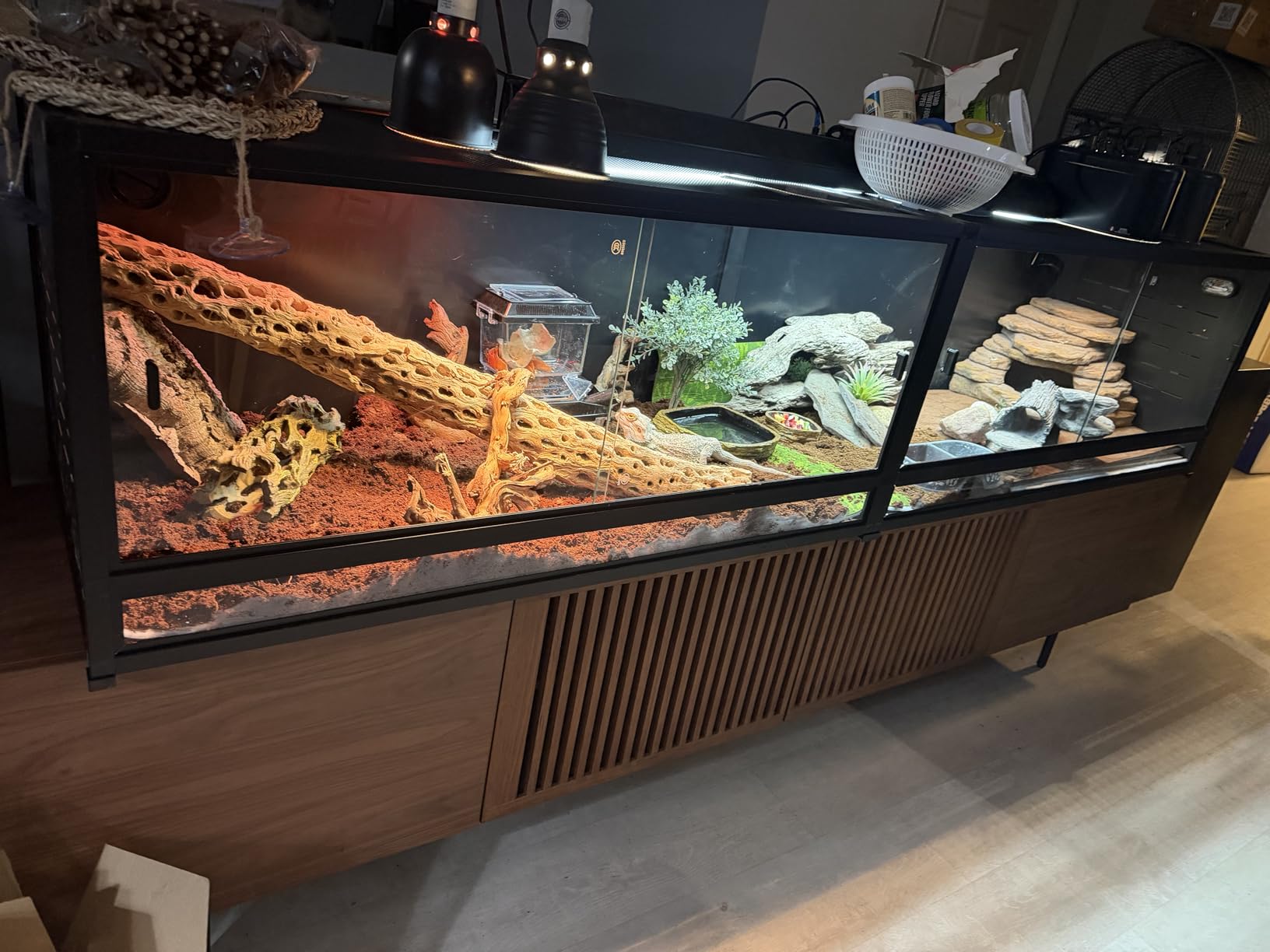 8FT PVC Reptile Enclosure 8x2x2FT, 240 Gallon Modular Expandable Terrarium with Tempered Glass Front Opening Sliding Doors, Lockable Habitat for Bearded Dragon Gecko Lizard Snake, Black customer photo 1