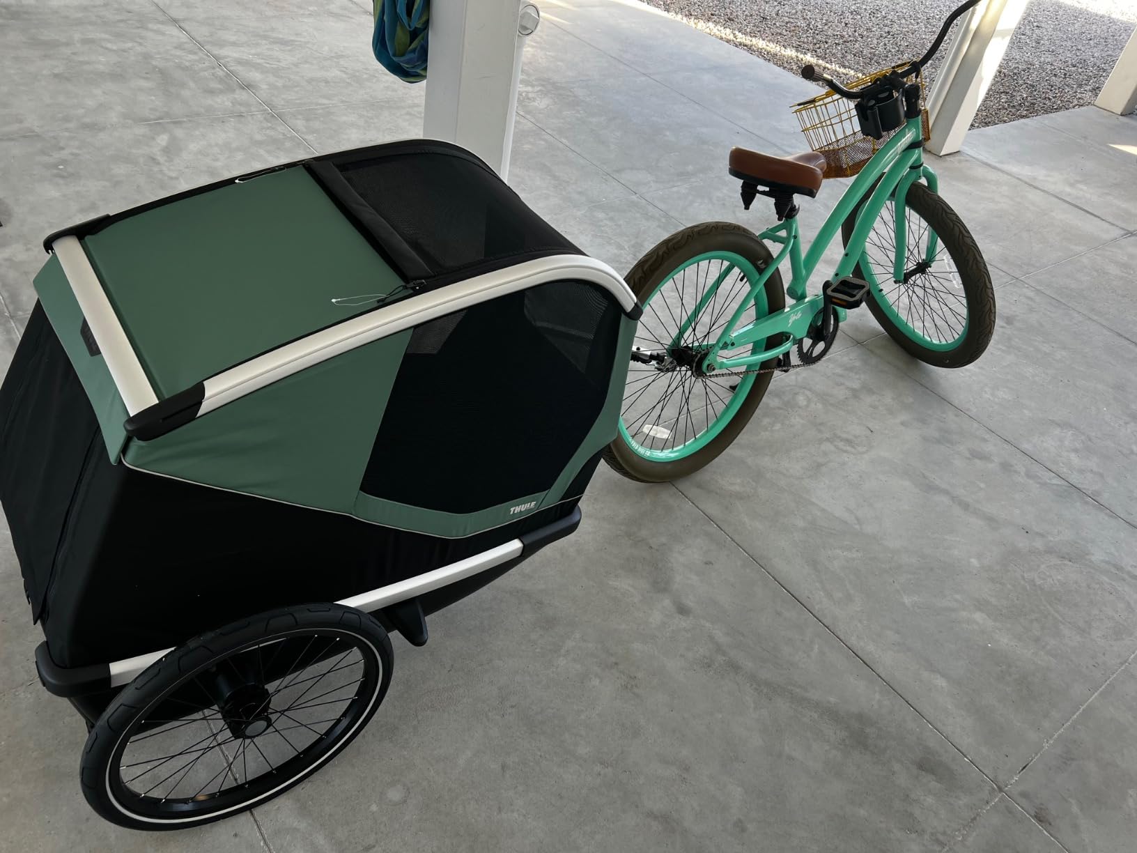 Thule Bexey Pet Bike Trailer - Carrier for Small & Large Sized Dogs - Foldable Design customer photo 1