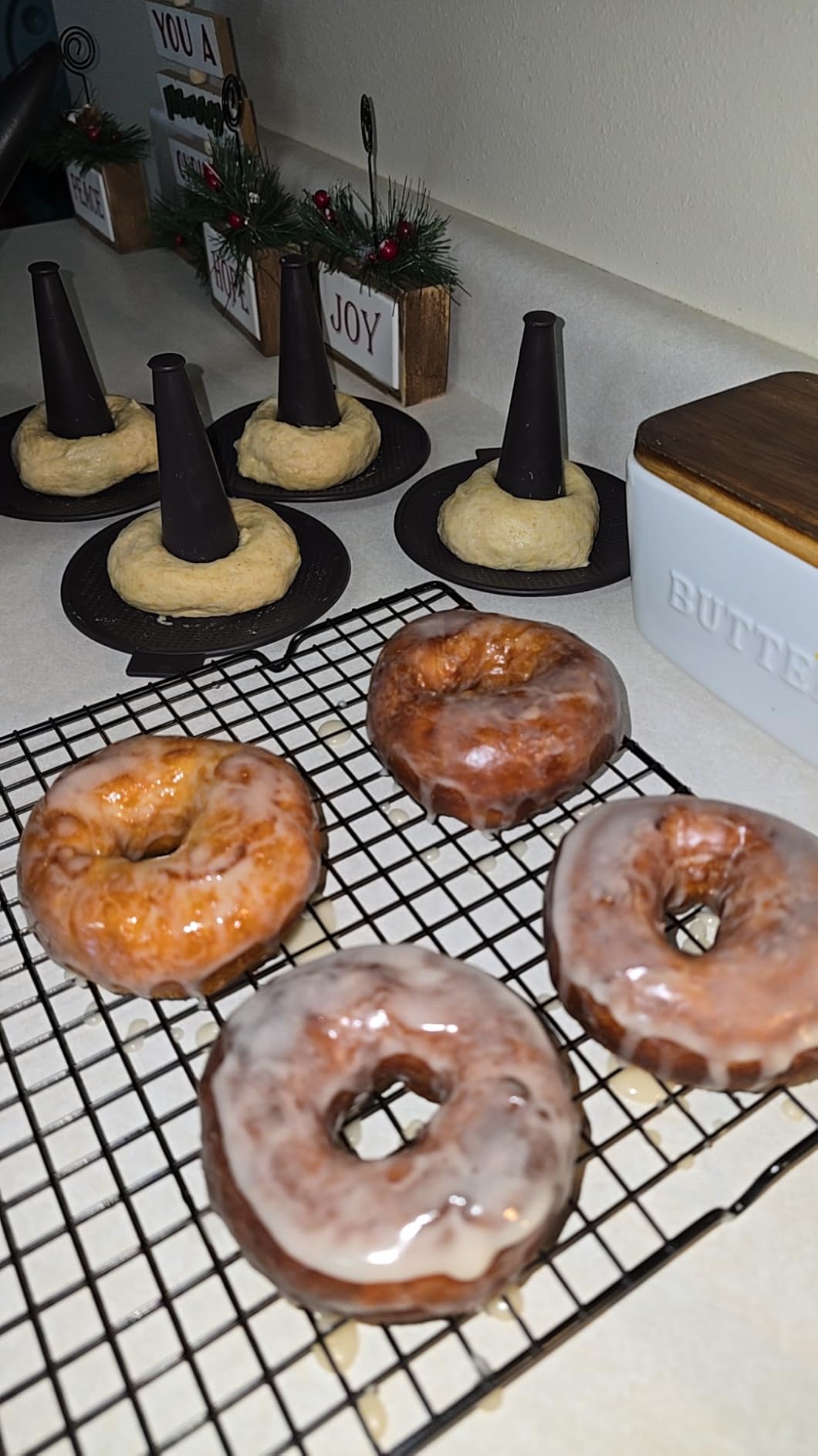 Silicone Molds, Donut Mold for Baking, Donut Pans Set, 6 Pieces Pastry Molds for Bagel and Donut Cake Pans Easy Install Easy to Use customer photo 1