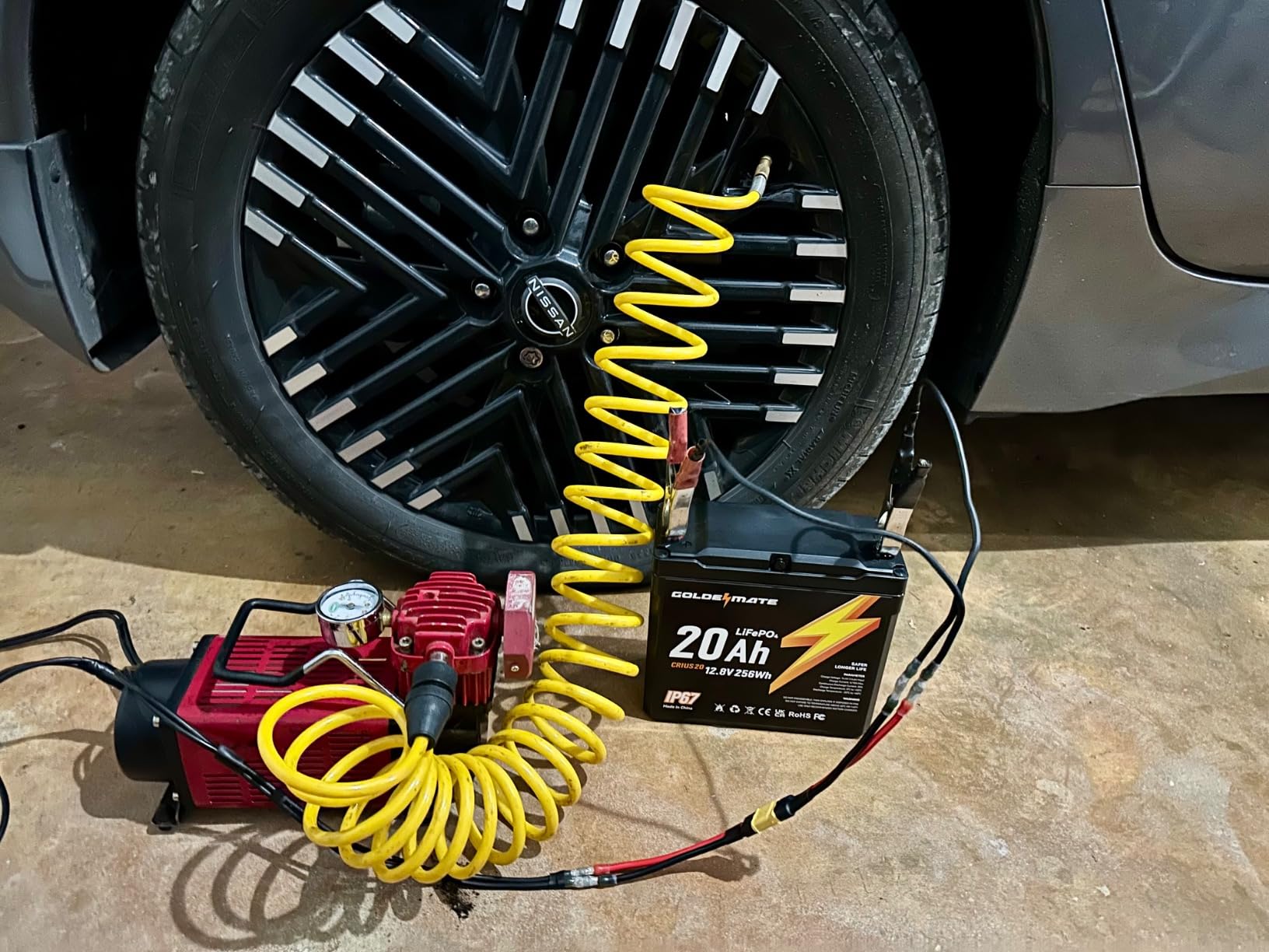 GOLDENMATE 12V 20Ah LiFePO4 Lithium Battery, IP67 Waterproof, Lightweight customer photo 1