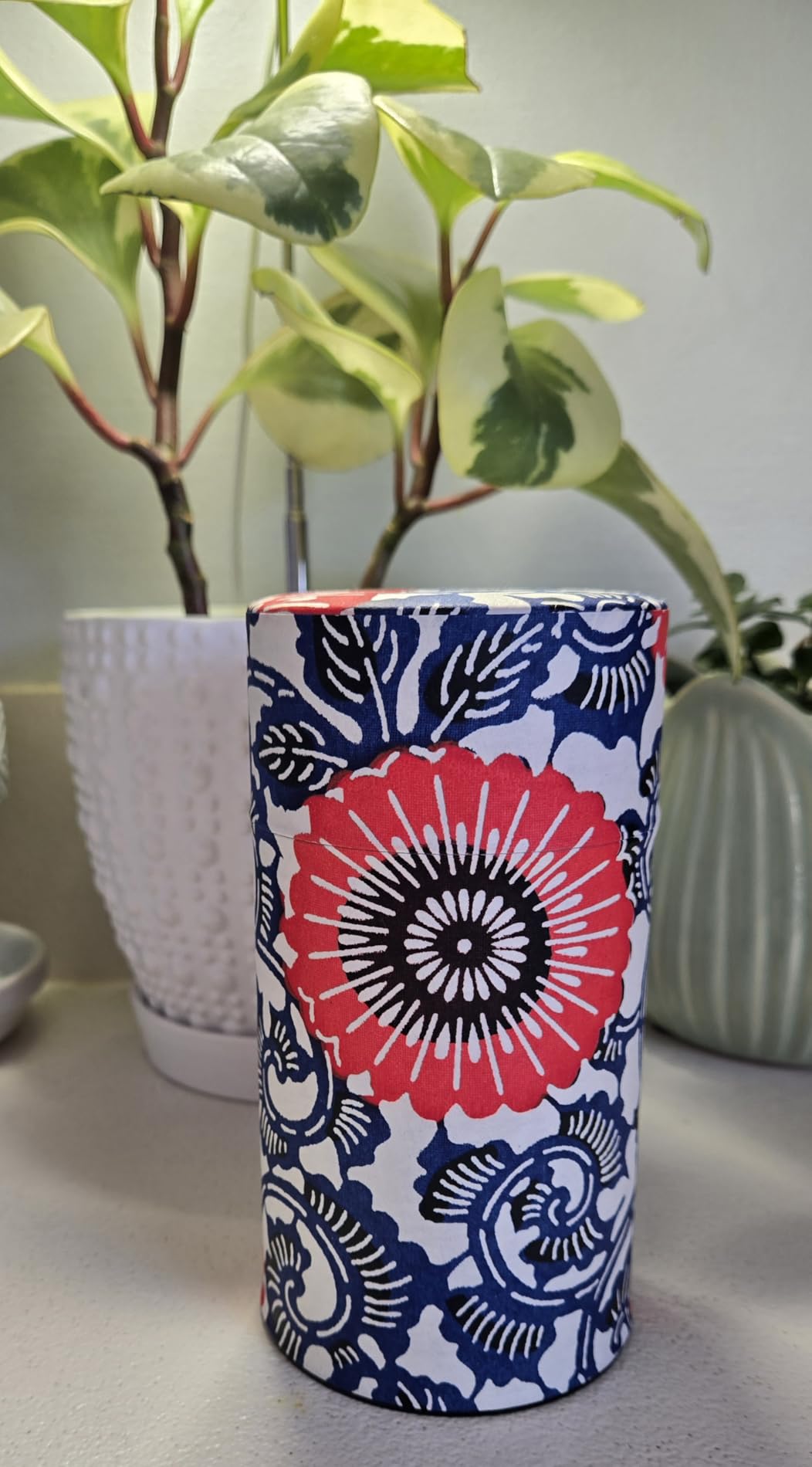 Japanese Pokkan Matcha Coffee Spice Tea Tin Canister Washi Paper Storage with Lid 7.05 oz Capacity (Eto) customer photo 1