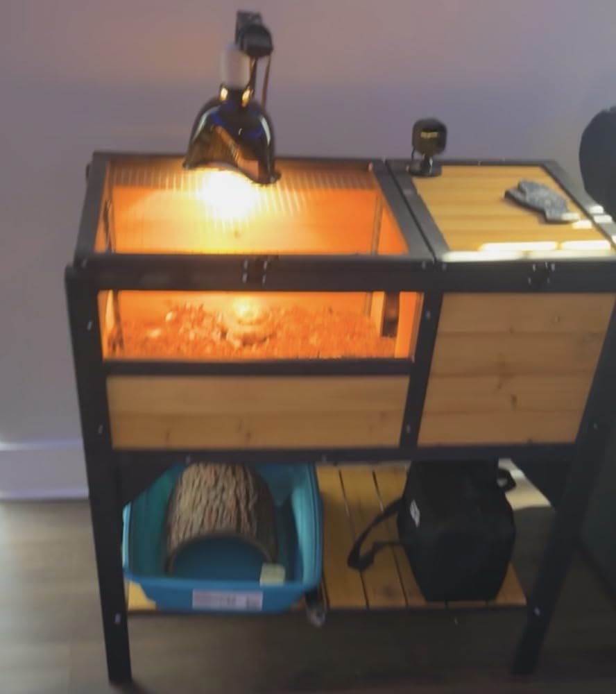 VEVOR Tortoise Habitat, Cedar Wooden Tortoise House Indoor & Outdoor, Tortoise Enclosure with Light Stand, Reptile Enclosure Small Animal Cage with Stand Legs for Gecko, Lizard, Snake customer photo 2