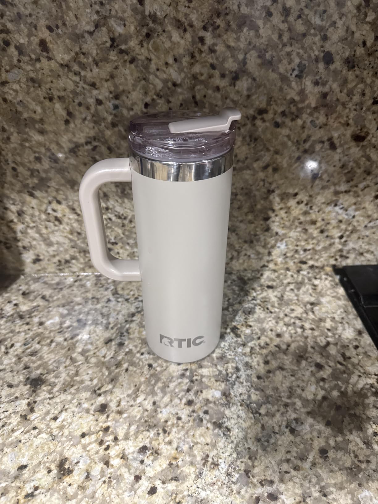 RTIC 20oz Road Trip Travel Mug with Lid and Handle, Ceramic Lined, Black | Stainless Steel Metal, Insulated Travel Cup for Hot and Cold Drinks, Coffee, Car, Camping and Travel customer photo 1