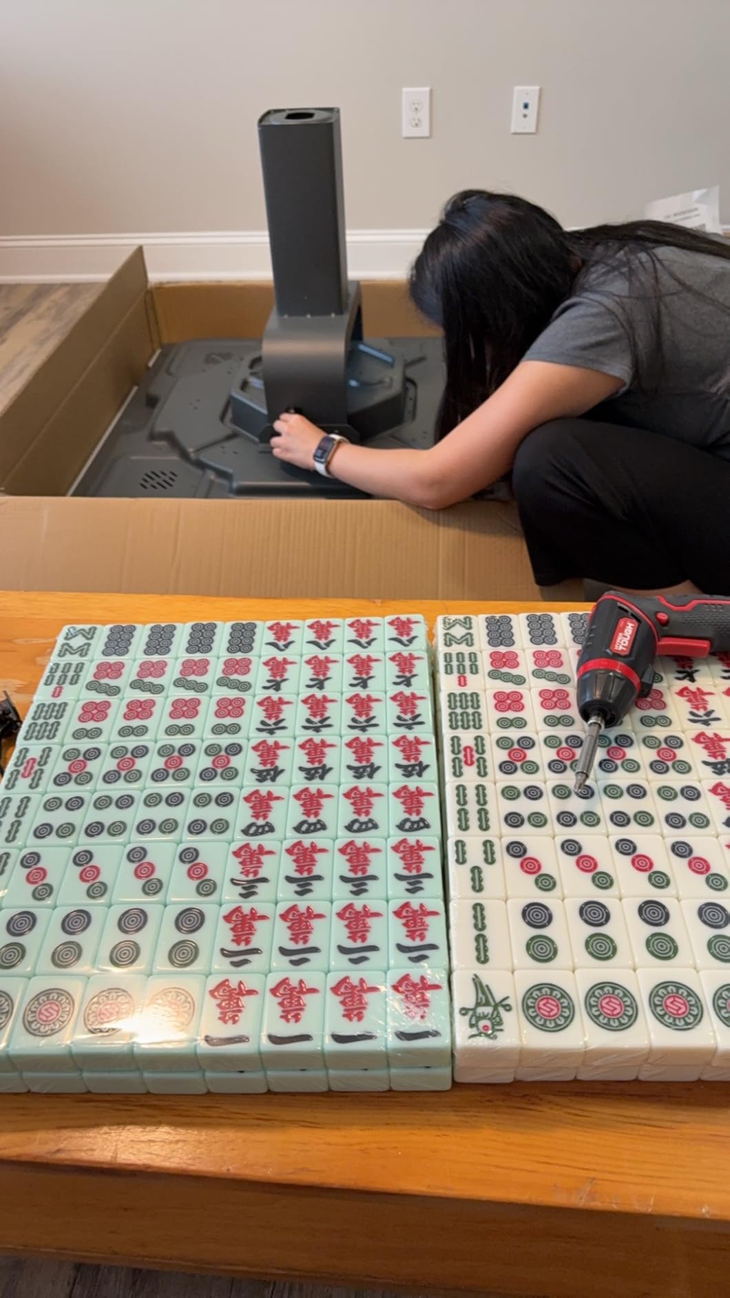 Sifang City (42mm/1.6inch) Chinese Style Folding Automatic Mahjong Table, American 110V, 8ft Cable, Includes 2 Dices, Glass Table Cover, 2 Sets Jade Style 144 Tiles (42mm Brown) 42号中式玉石牌可折叠麻将机 customer photo 1