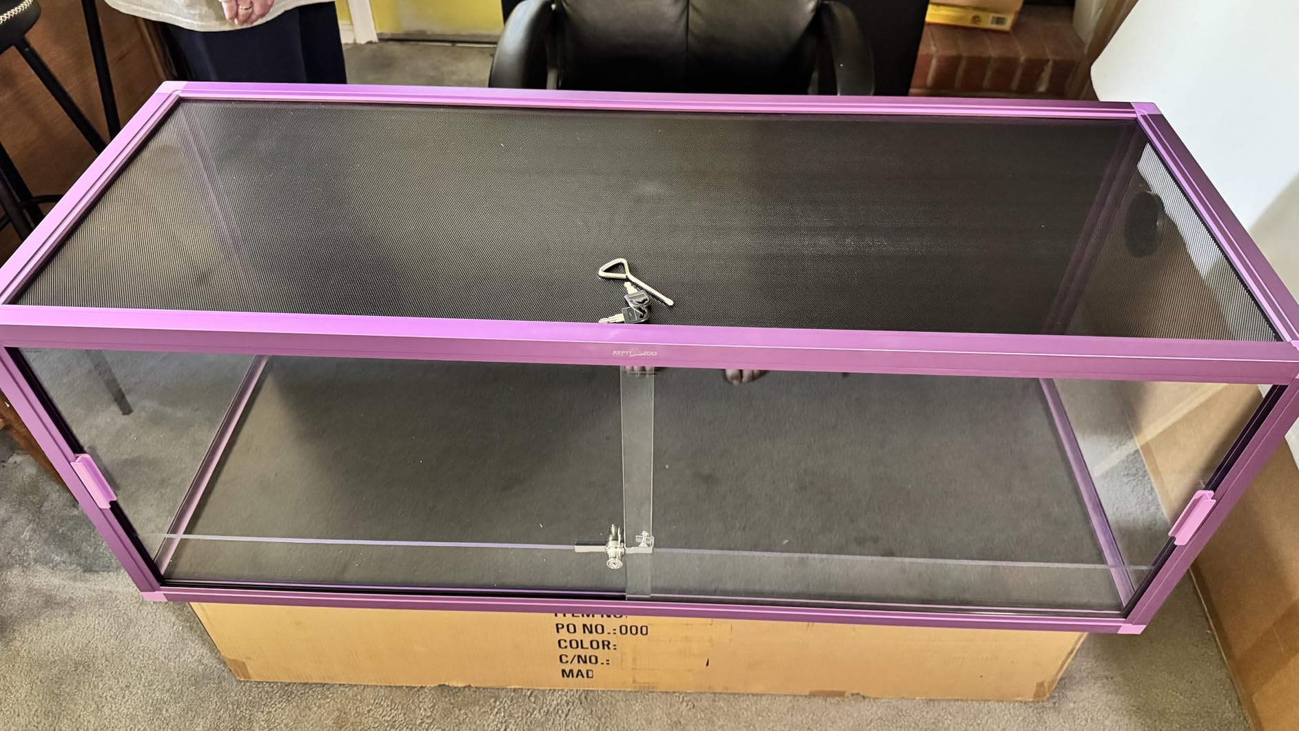 REPTI ZOO 120 Gallon Reptile Terrarium, 4x2x2 ft Light Weight Reptile Enclosure, Colored Reptiles Tank with Tempered Glass Door, Large Aluminum Habitat for Bearded Dragon, Snake, Lizard, Gecko-Purple customer photo 1