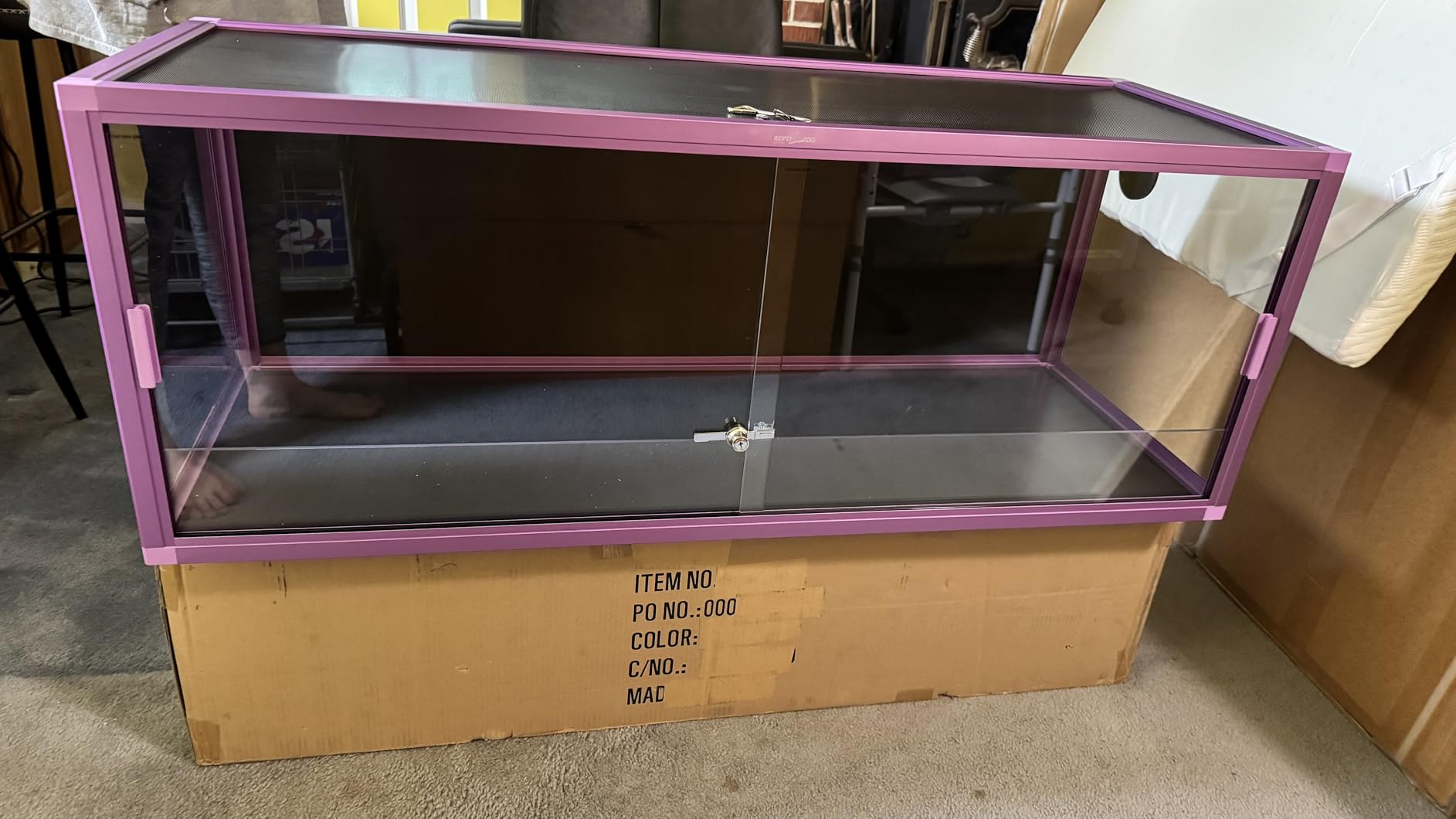 REPTI ZOO 120 Gallon Reptile Terrarium, 4x2x2 ft Light Weight Reptile Enclosure, Colored Reptiles Tank with Tempered Glass Door, Large Aluminum Habitat for Bearded Dragon, Snake, Lizard, Gecko-Purple customer photo 2