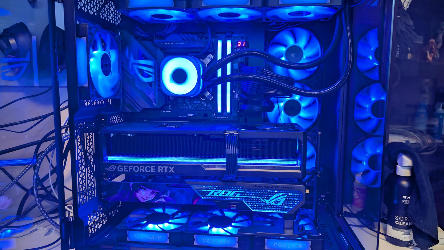 ASUS ROG Astral NVIDIA GeForce RTX™ 5080 16GB GDDR7 OC Edition Gaming Graphics Card (PCIe® 5.0, HDMI®/DP 2.1, 3.8-Slot, 4-Fan Design, Axial-tech Fans, Patented Vapor Chamber), 3 Year Warranty customer photo 2