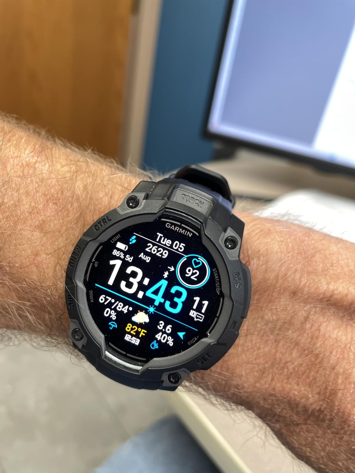 Garmin Instinct 3 AMOLED, Rugged GPS Smartwatch, 45mm, Black customer photo 1