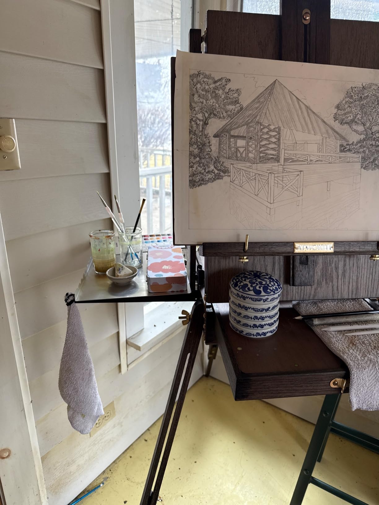 ATWORTH French Easel for Painting, Deluxe Beech Wooden Field & Studio Sketchbox Easel Stand with Metal Side Tray, Portable& Easy Transport for Painting Outdoor, Holds Canvas up to 34